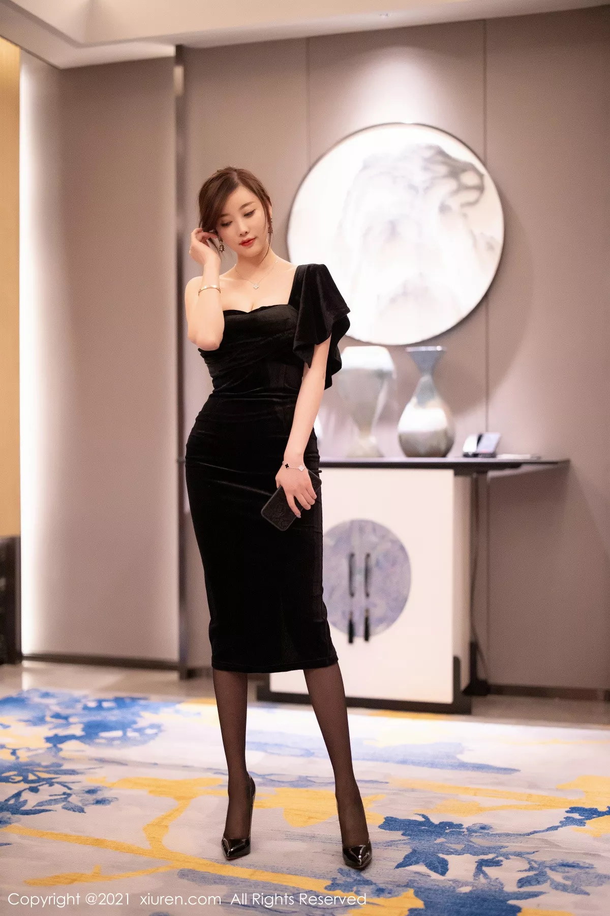 图片[4]-[XiuRen秀人网]第3184期杨晨晨写真-秀人集