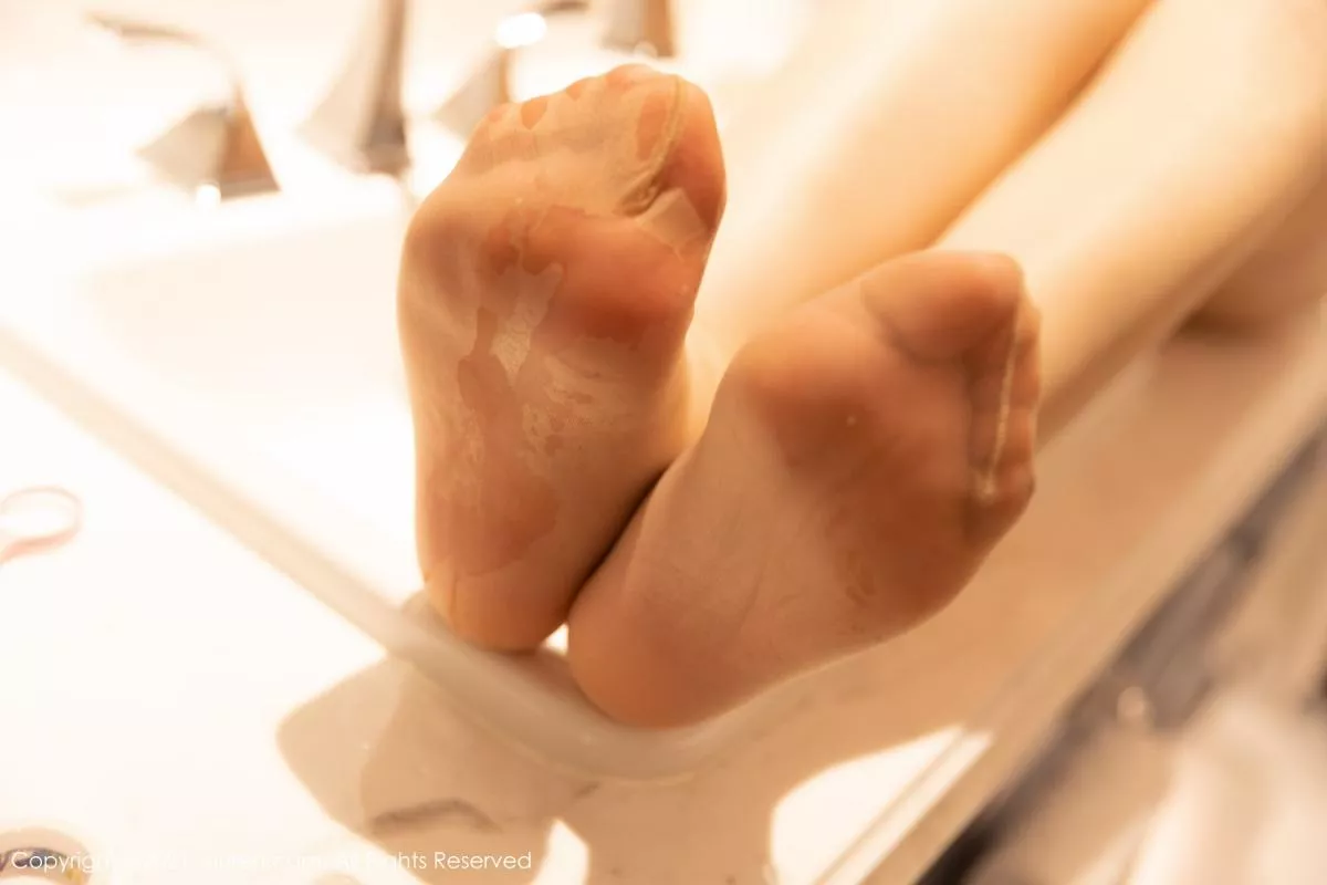 图片[24]-[XiuRen秀人网]第3181期允爾写真-秀人集