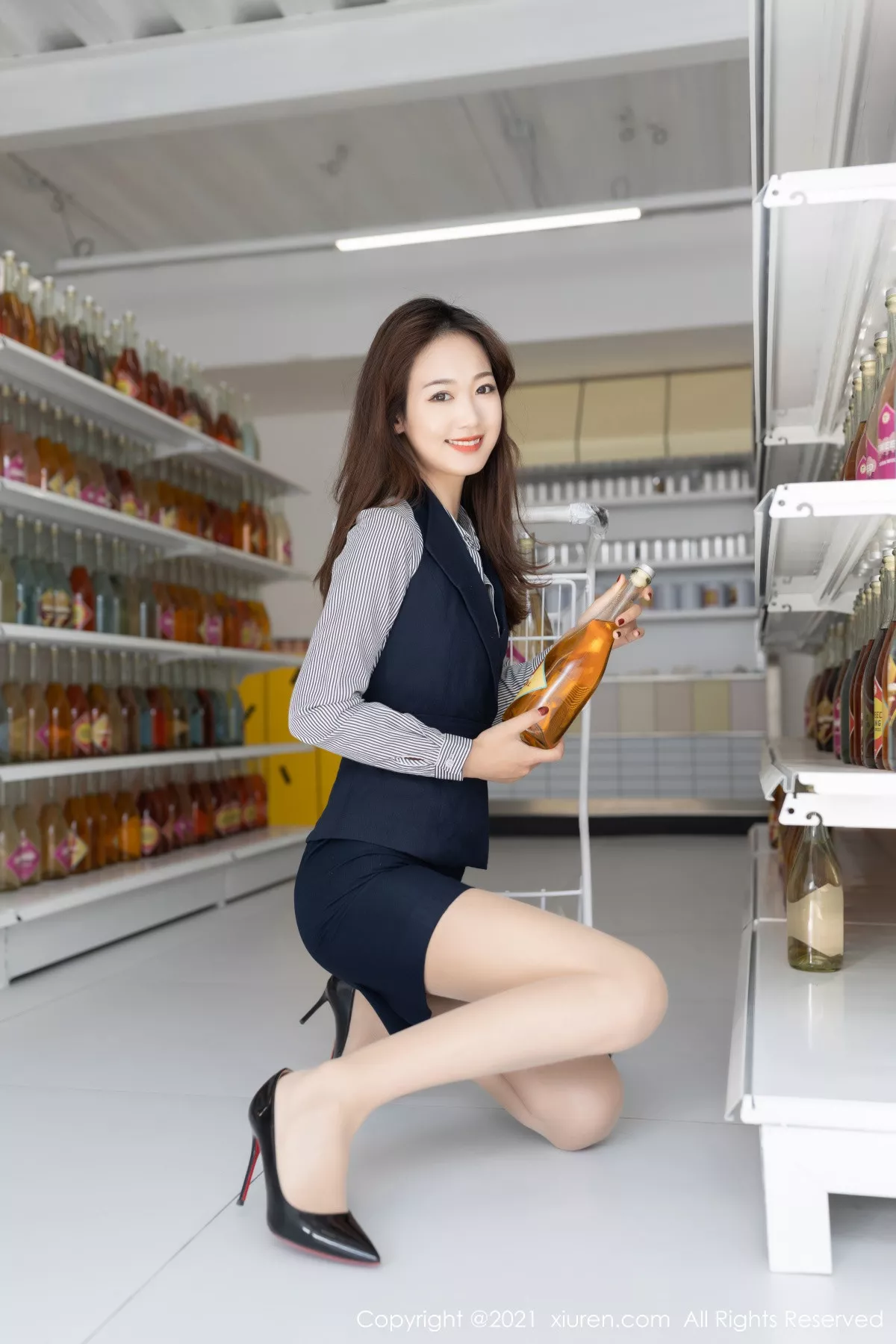 图片[28]-[XiuRen秀人网]第3241期唐安琪写真-秀人集