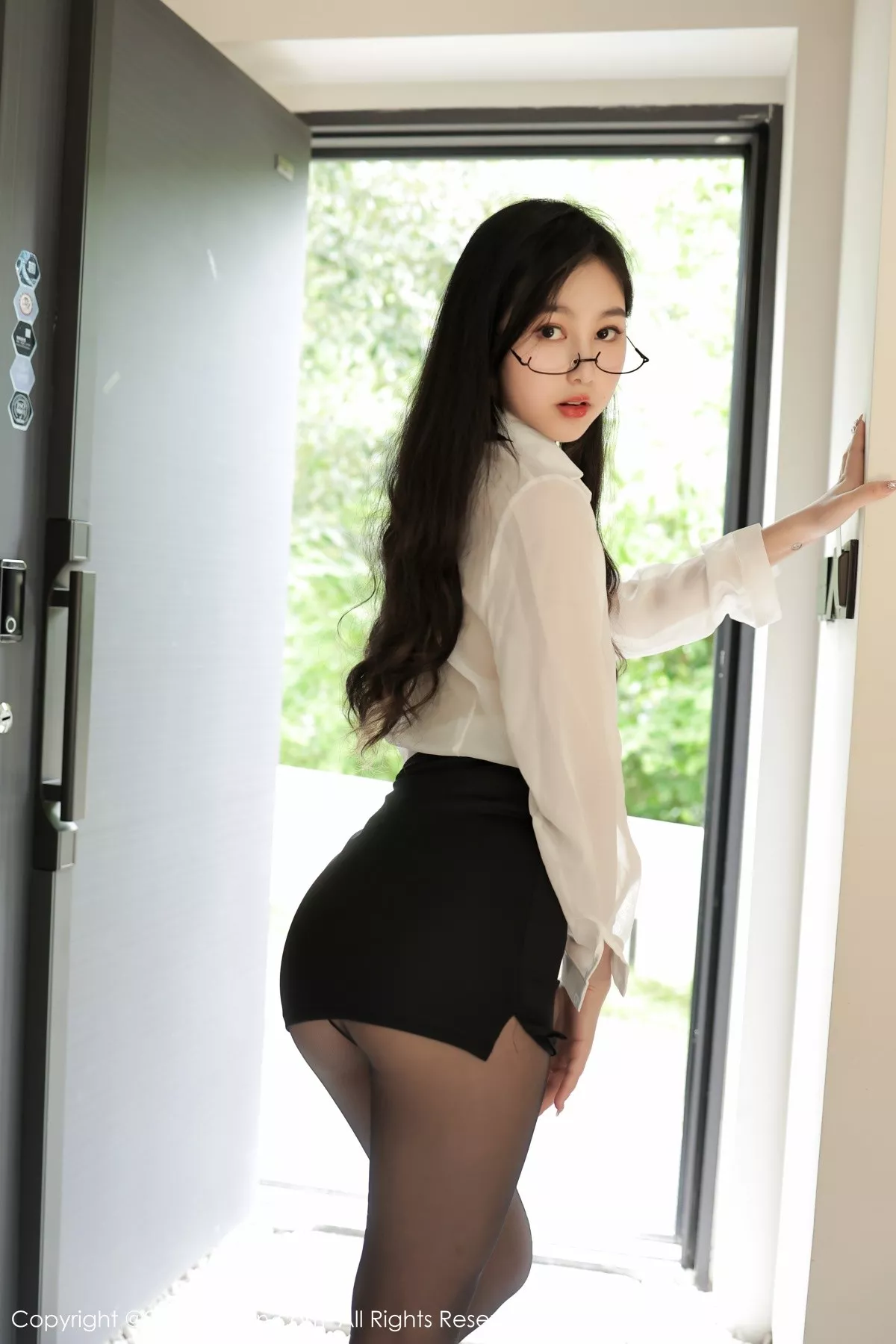 [XiuRen秀人网]第5117期谢晚晚写真-秀人集