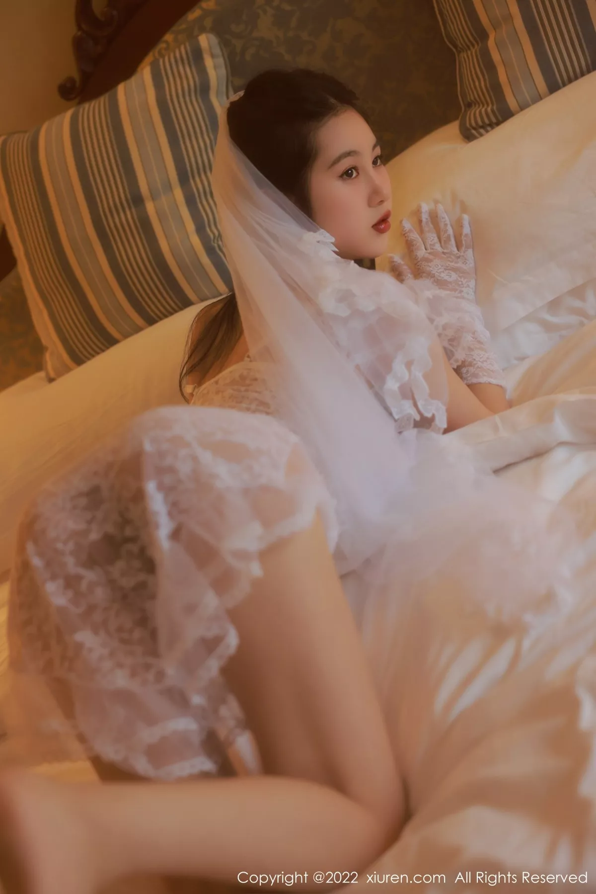 图片[2]-[XiuRen秀人网]第5208期谢晚晚写真-秀人集