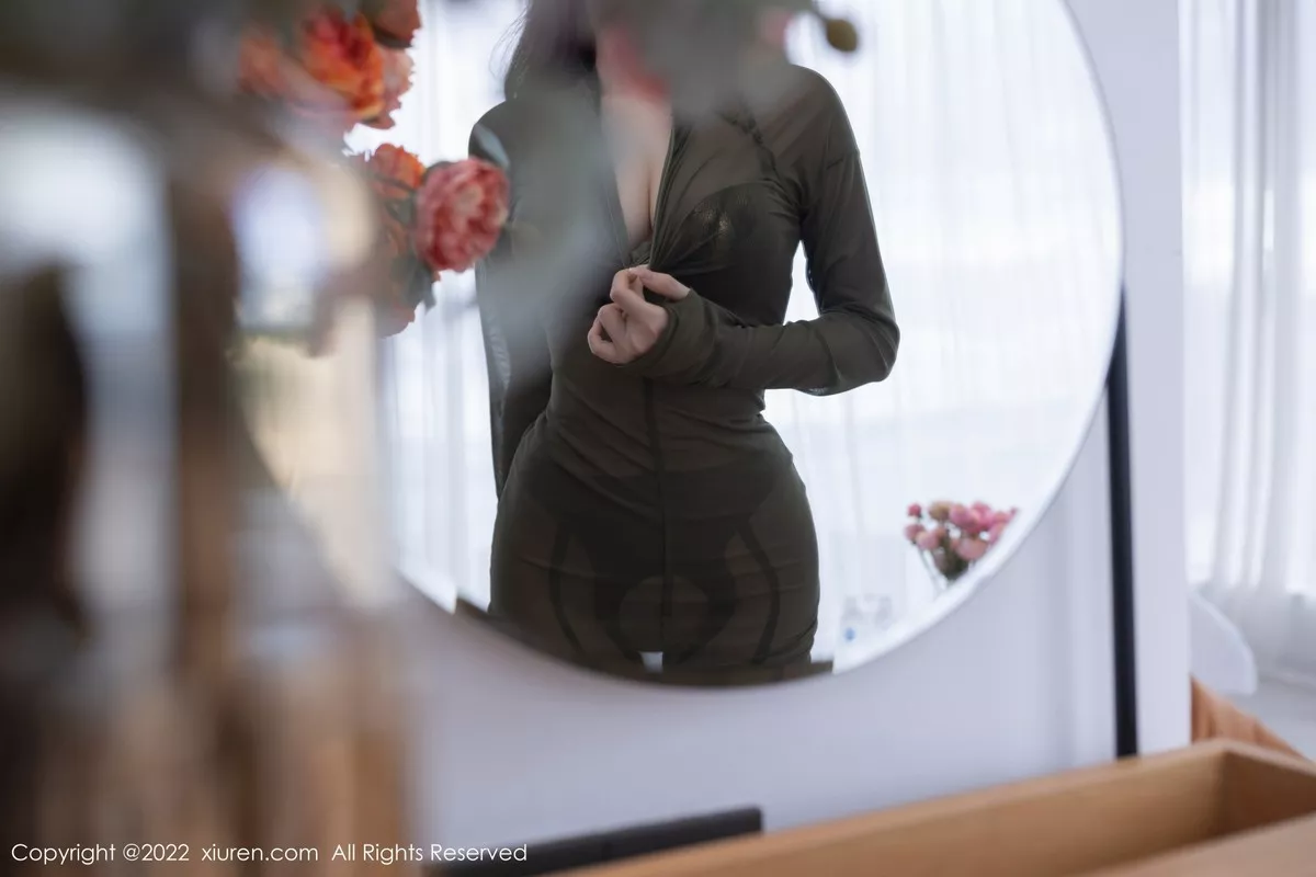 图片[32]-[XiuRen秀人网]第5216期鱼子酱写真-秀人集