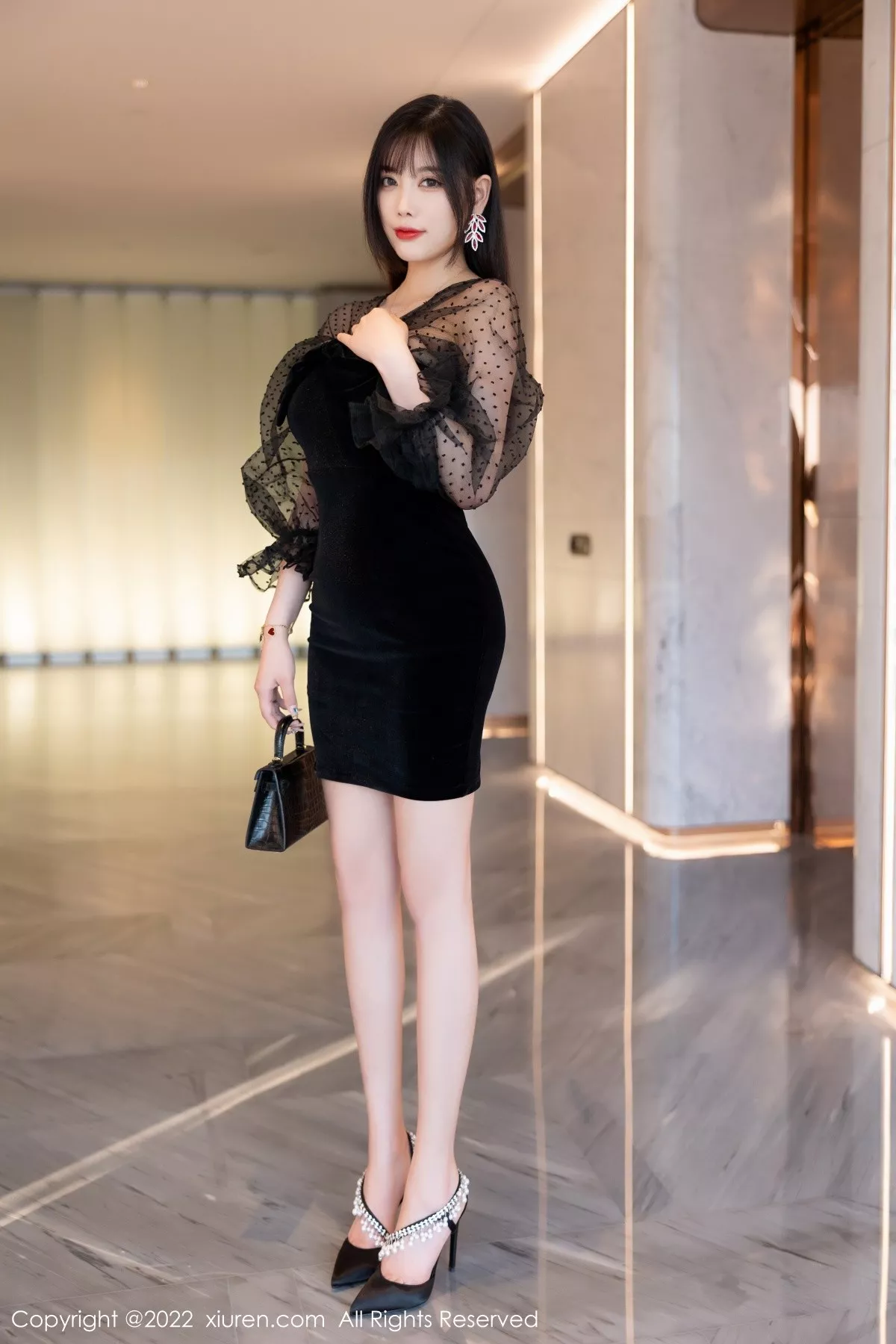 图片[2]-[XiuRen秀人网]第5264期杨晨晨写真-秀人集