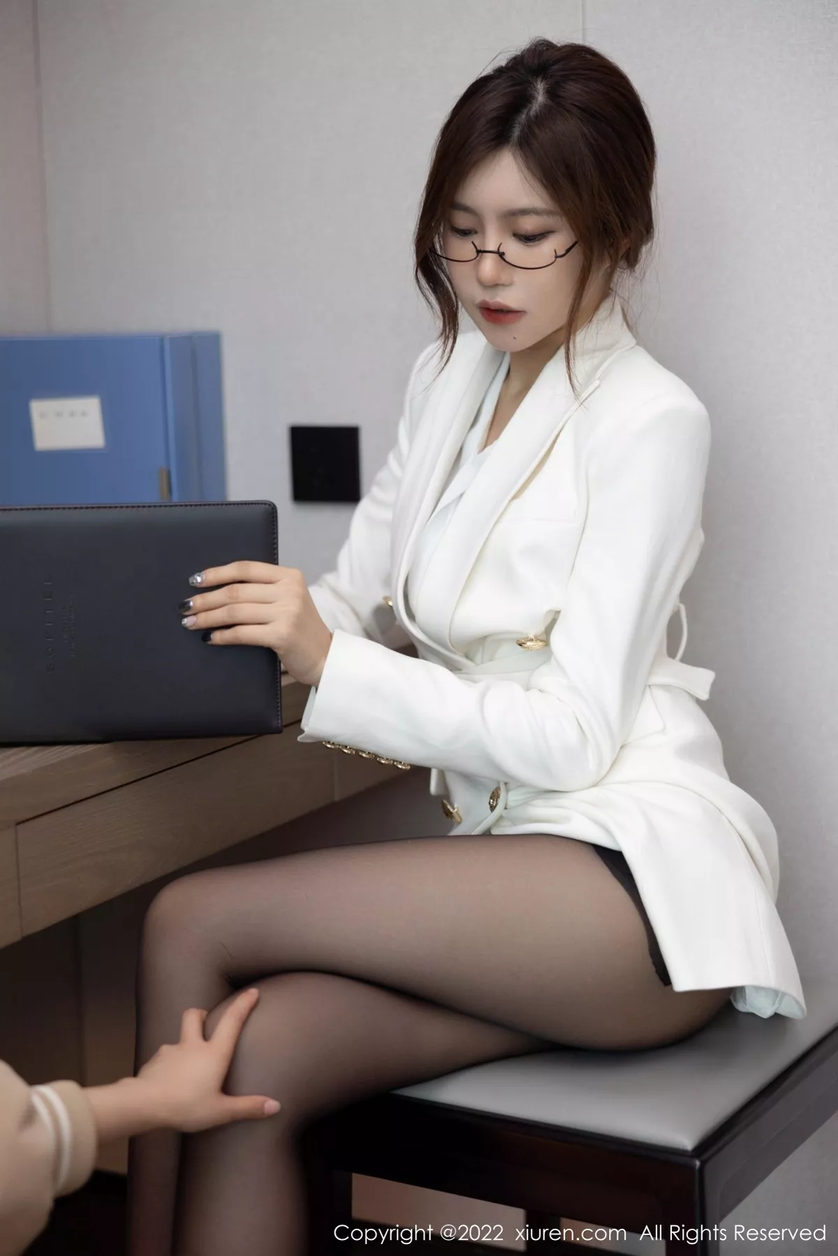 图片[33]-[XiuRen秀人网]第5430期绮里嘉写真-秀人集