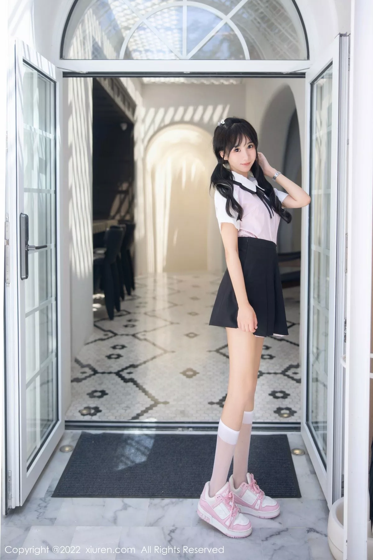 图片[6]-[XiuRen秀人网]第5443期小果冻儿写真-秀人集