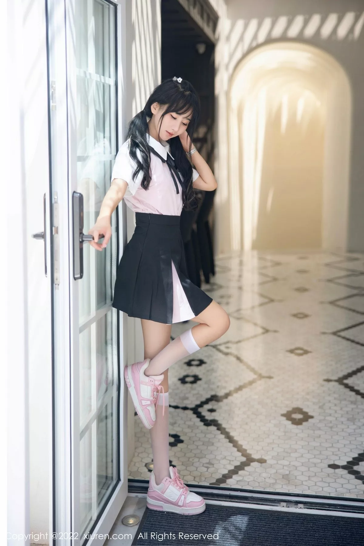 图片[8]-[XiuRen秀人网]第5443期小果冻儿写真-秀人集