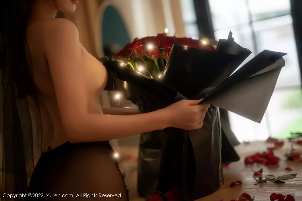 图片[18]-[XiuRen秀人网]第5552期婠婠么写真-秀人集