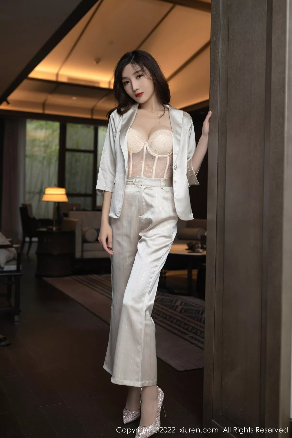 图片[2]-[XiuRen秀人网]第5594期陆萱萱写真-秀人集