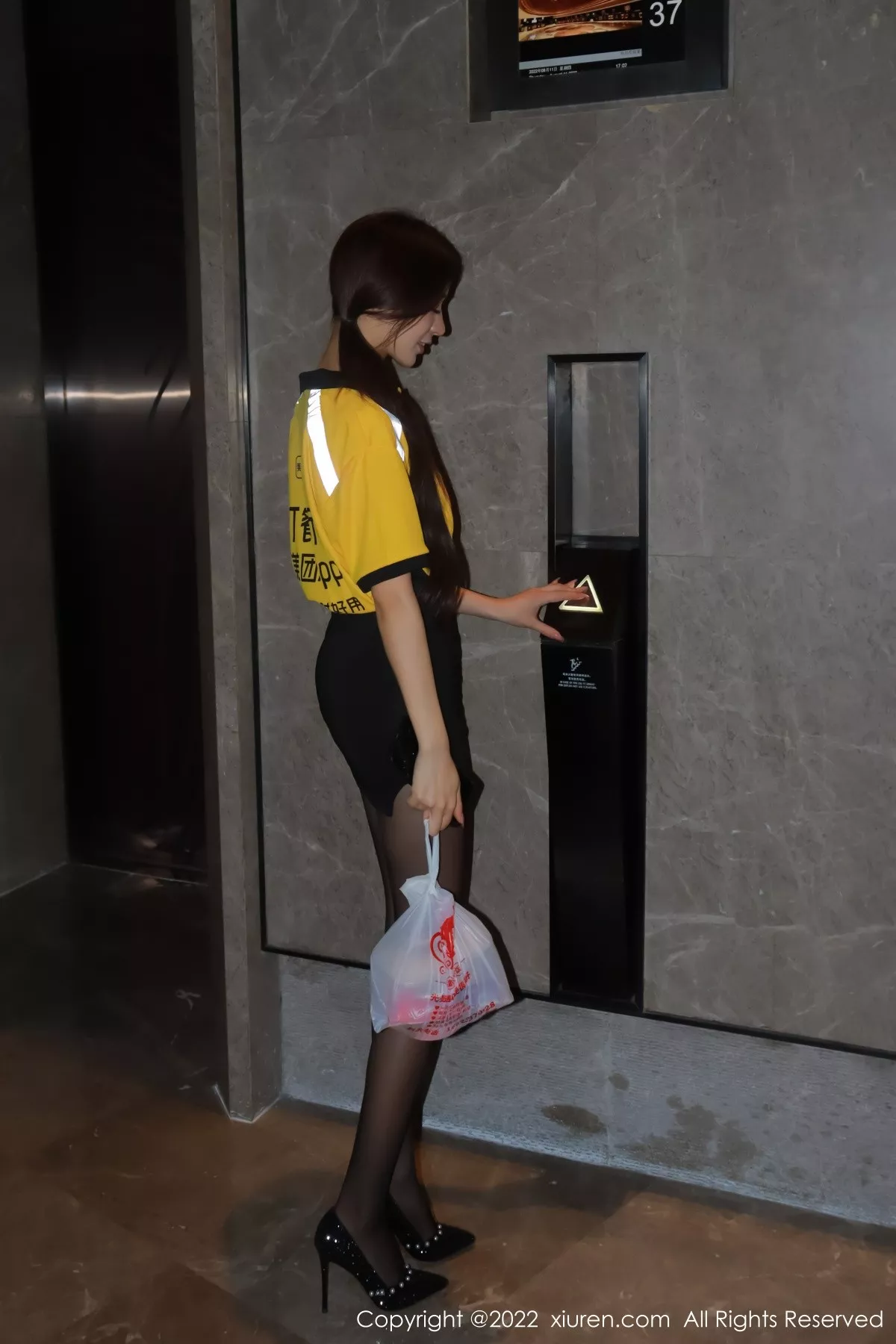 图片[4]-[XiuRen秀人网]第5481期韩心雨写真-秀人集