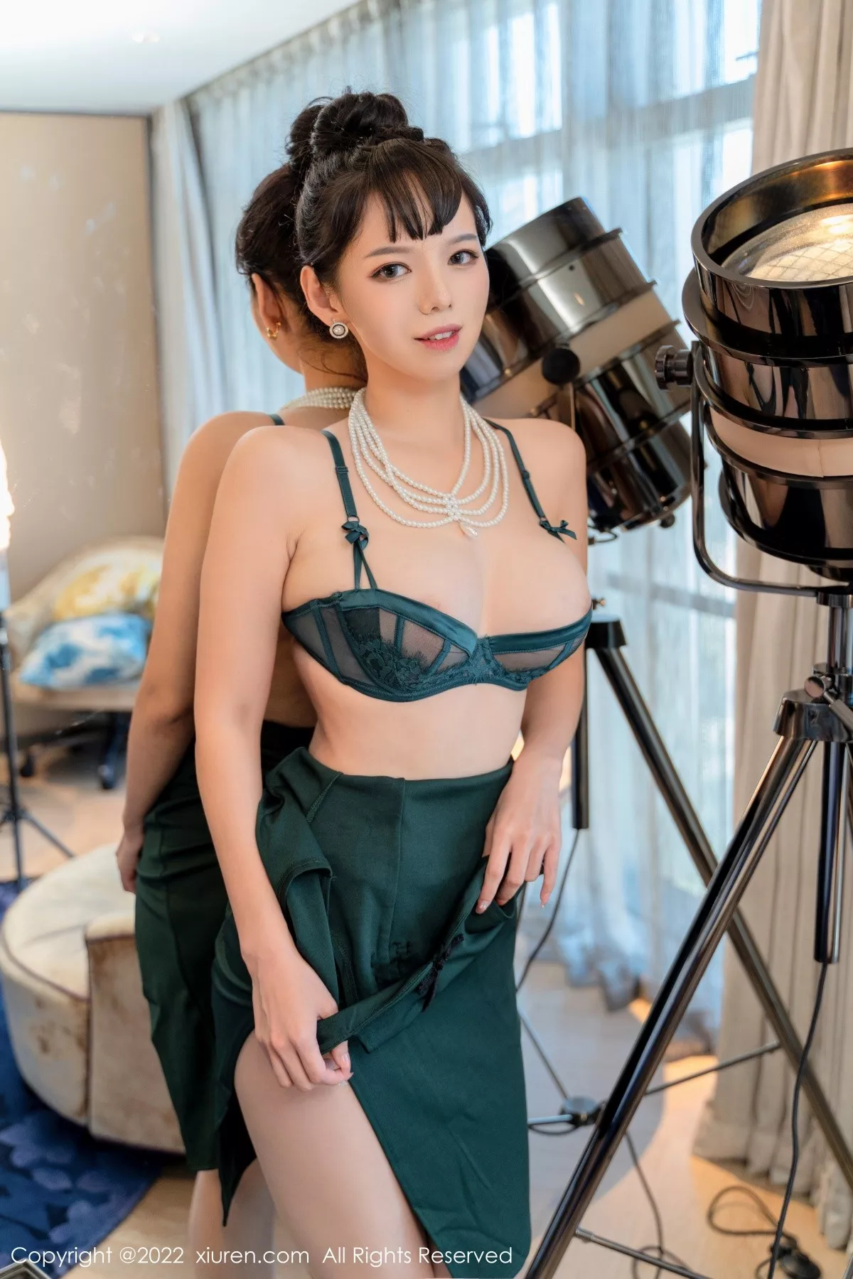 图片[36]-[XiuRen秀人网]第5646期大美妞儿写真-秀人集
