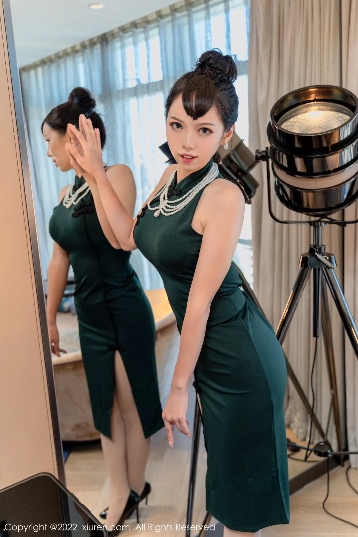 图片[2]-[XiuRen秀人网]第5646期大美妞儿写真-秀人集