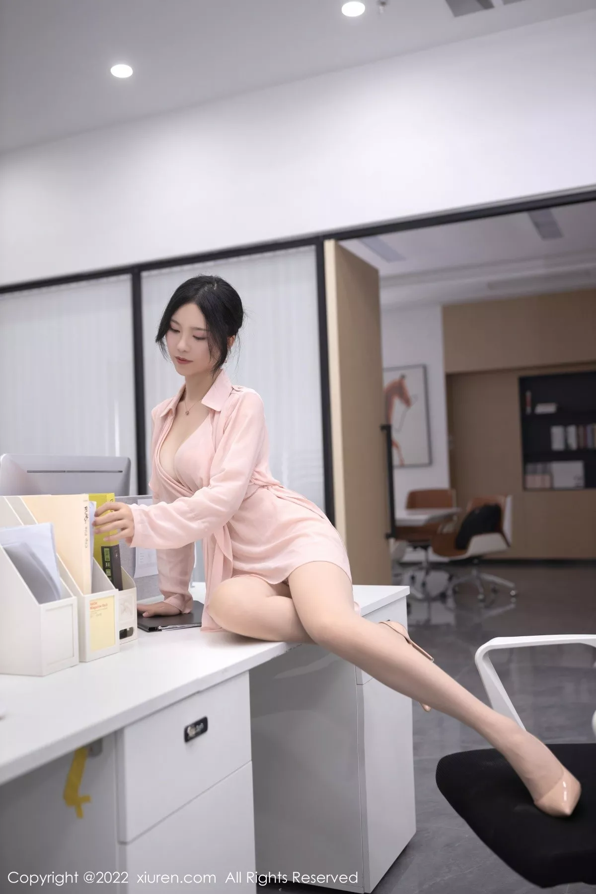 图片[15]-[XiuRen秀人网]第5657期利世写真-秀人集