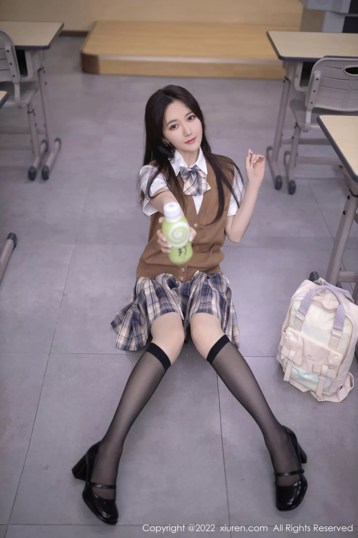 图片[4]-[XiuRen秀人网]第5673期鱼子酱写真-秀人集