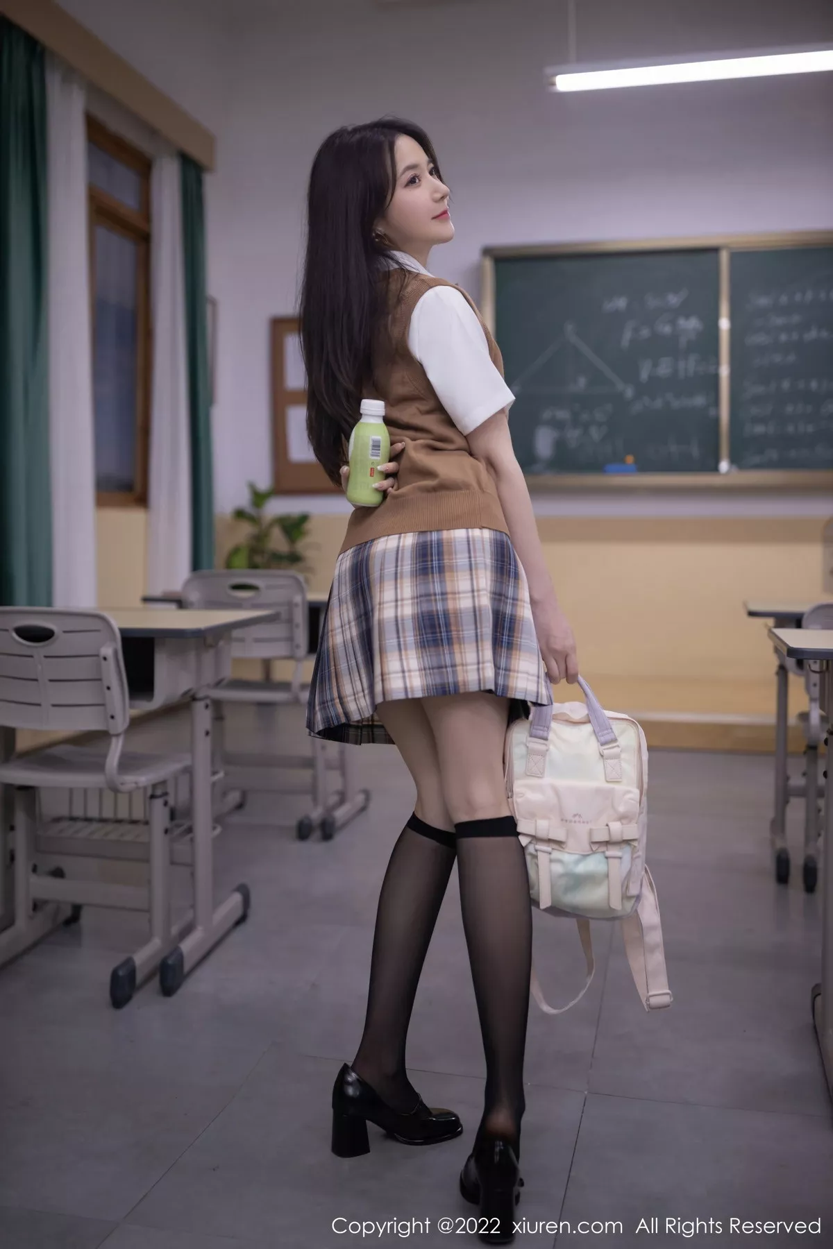 图片[3]-[XiuRen秀人网]第5673期鱼子酱写真-秀人集