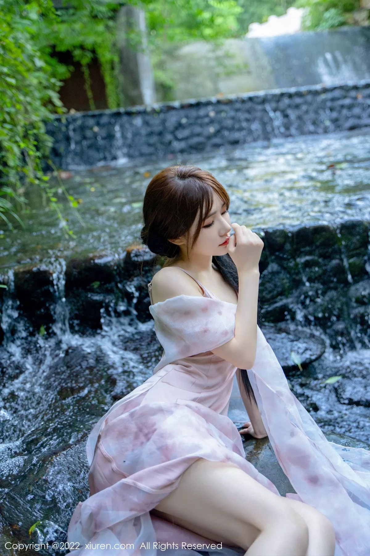 图片[23]-[XiuRen秀人网]第5690期婠婠么写真-秀人集