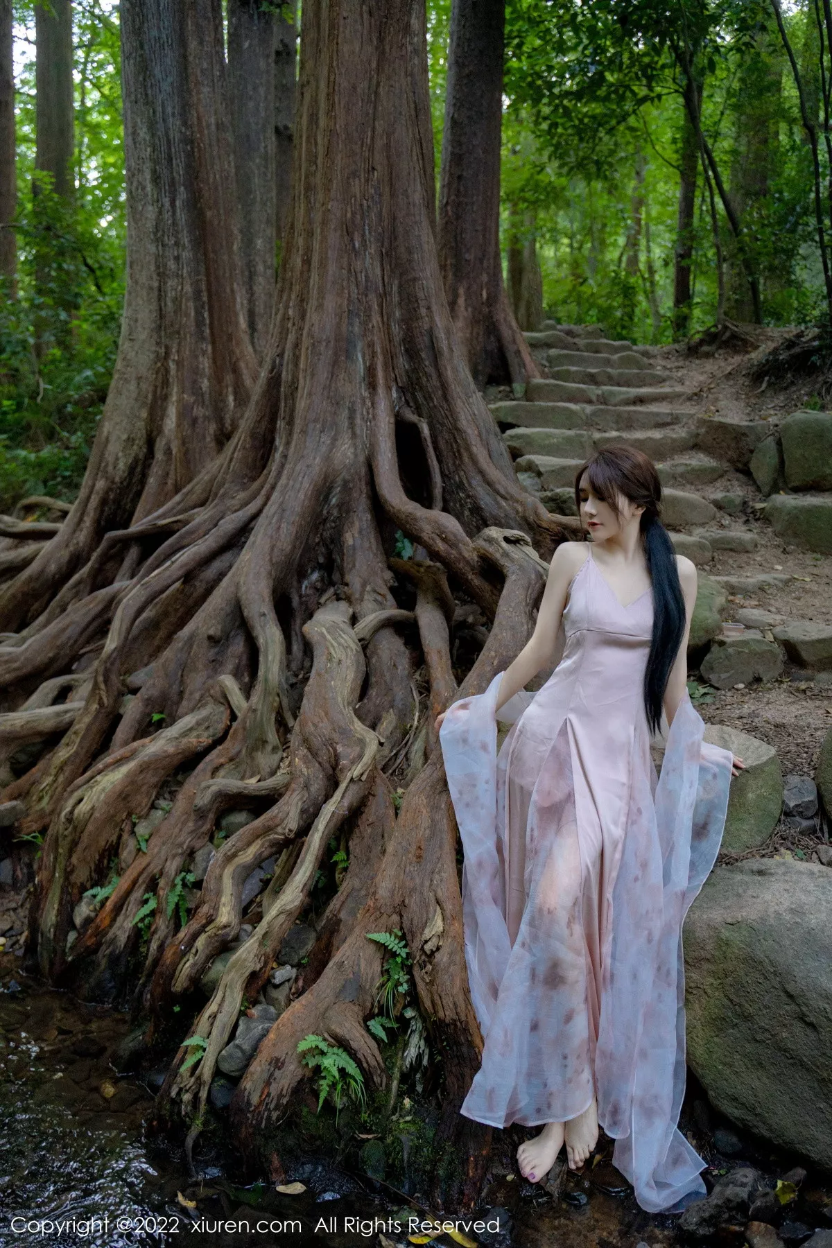 图片[30]-[XiuRen秀人网]第5690期婠婠么写真-秀人集