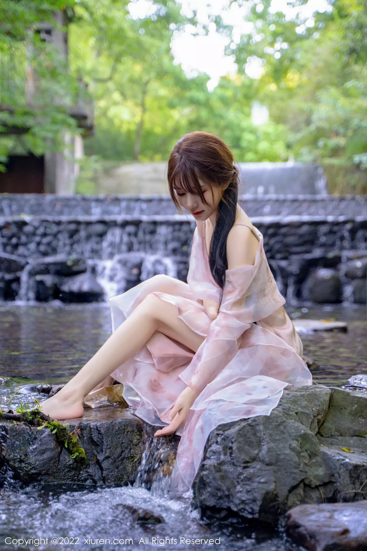 图片[8]-[XiuRen秀人网]第5690期婠婠么写真-秀人集