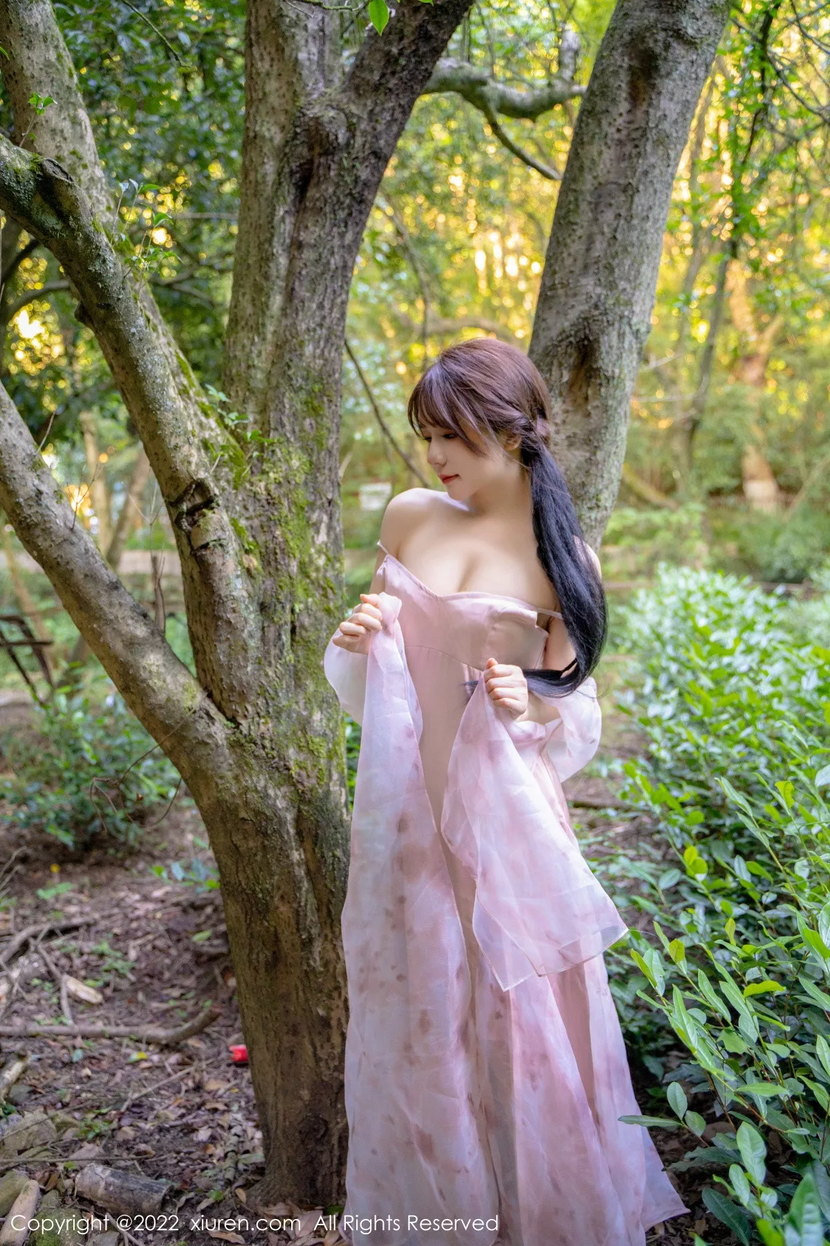 图片[4]-[XiuRen秀人网]第5690期婠婠么写真-秀人集