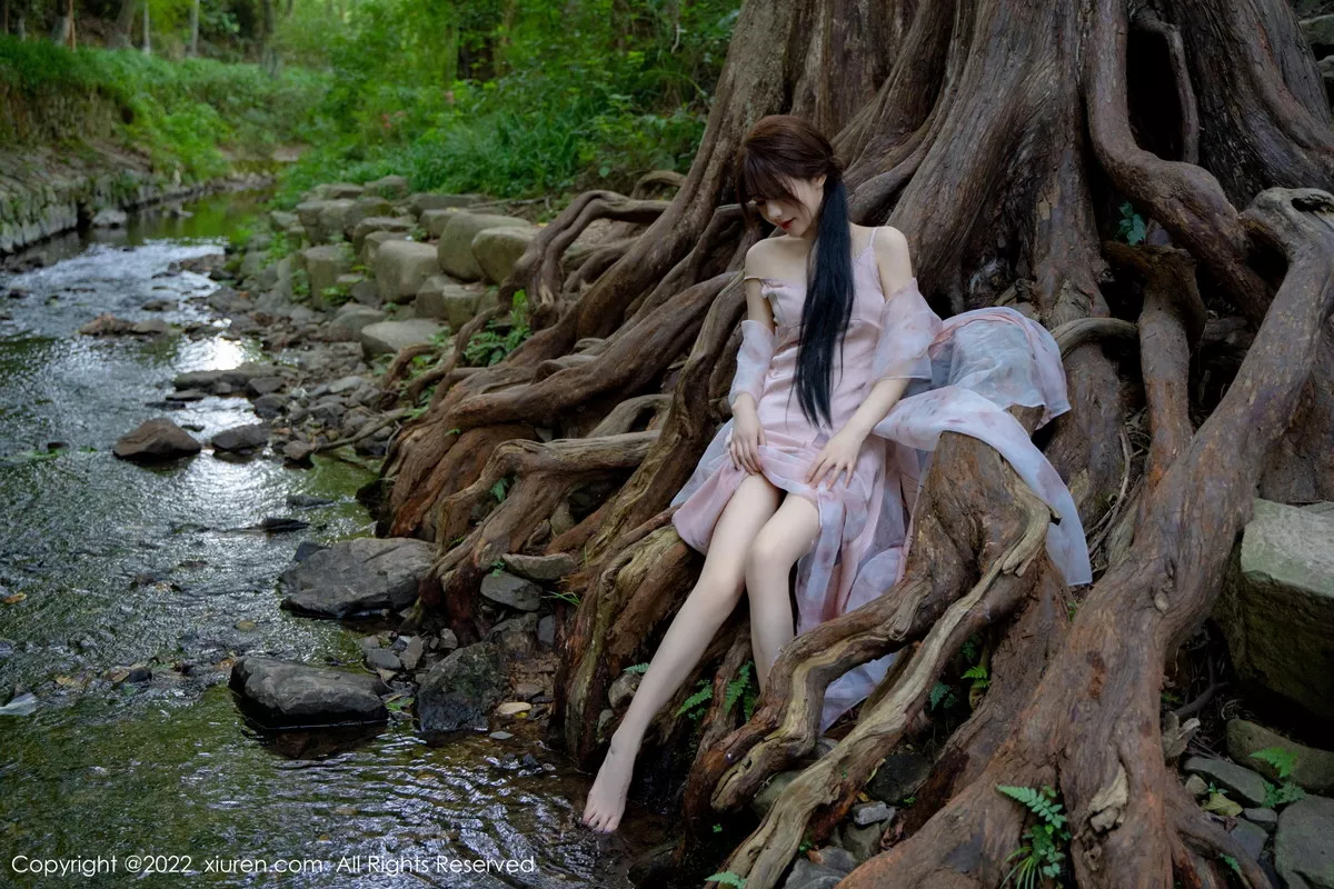 图片[35]-[XiuRen秀人网]第5690期婠婠么写真-秀人集