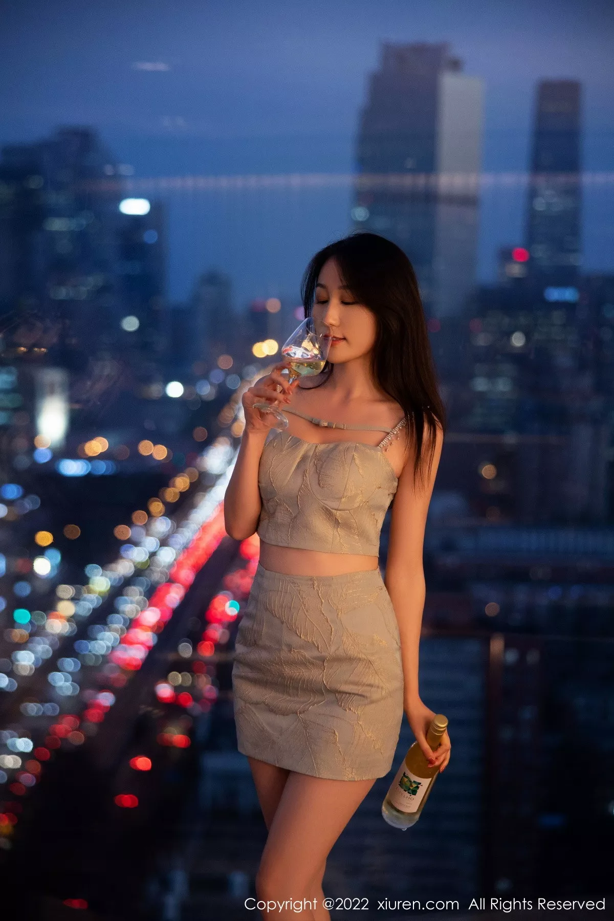 图片[82]-[XiuRen秀人网]第5734期薇薇酱写真-秀人集