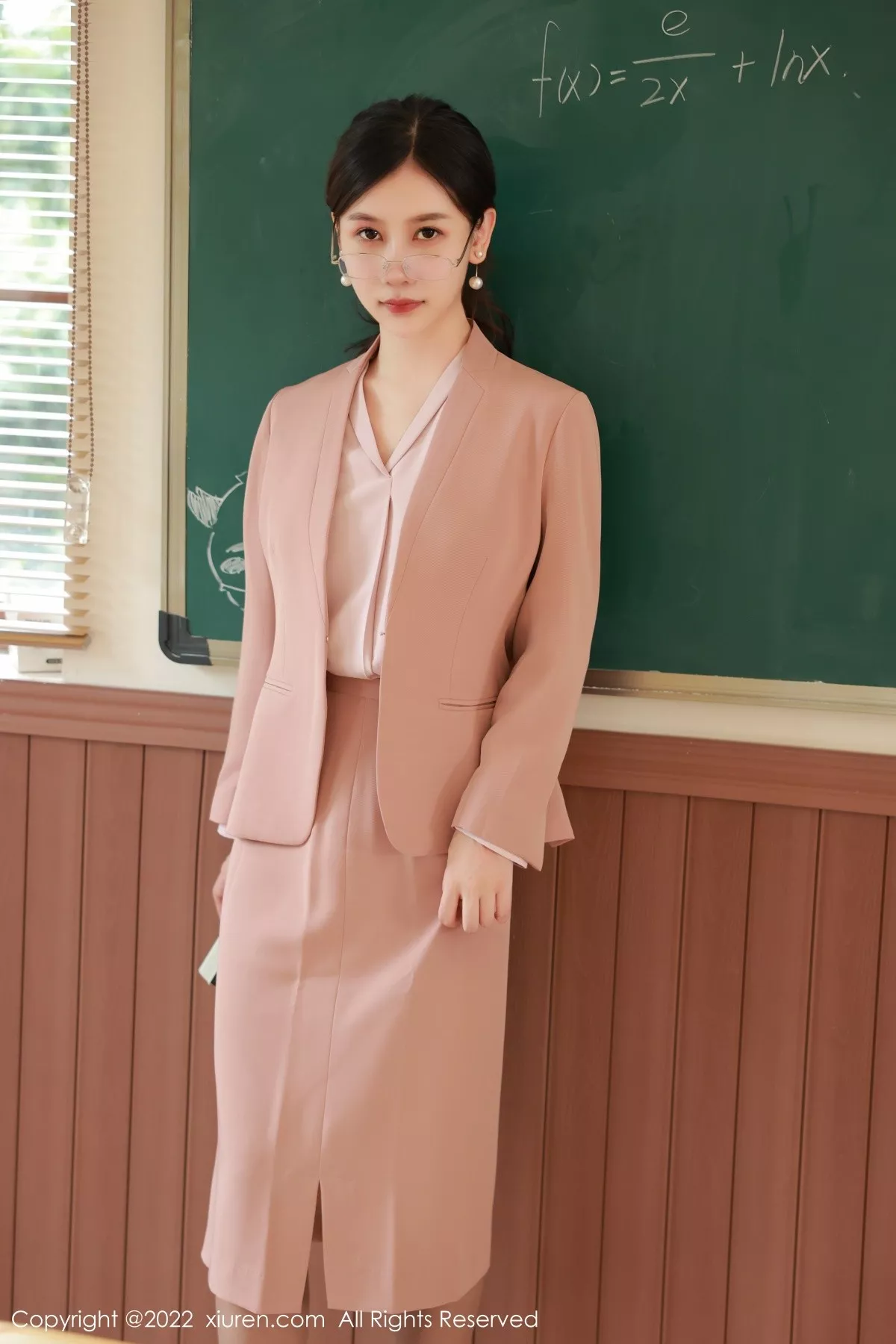 图片[5]-[XiuRen秀人网]第5617期尹甜甜写真-秀人集