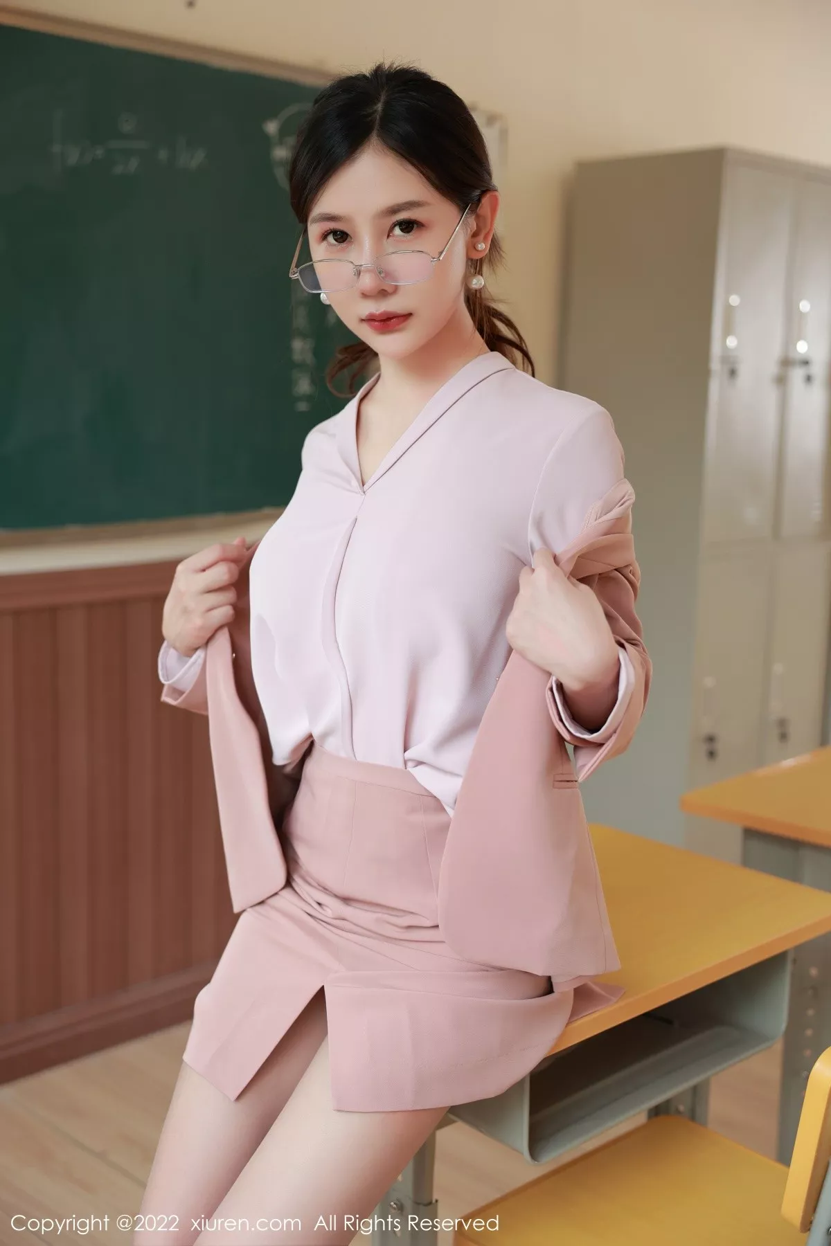 图片[11]-[XiuRen秀人网]第5617期尹甜甜写真-秀人集