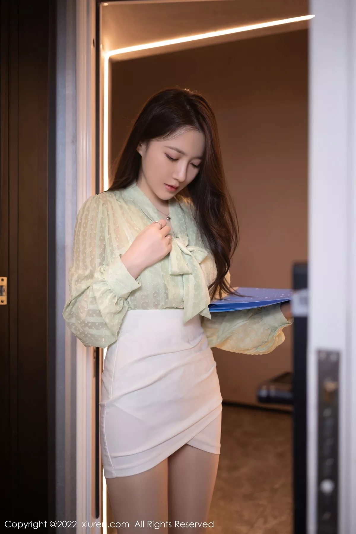 图片[25]-[XiuRen秀人网]第5639期鱼子酱写真-秀人集