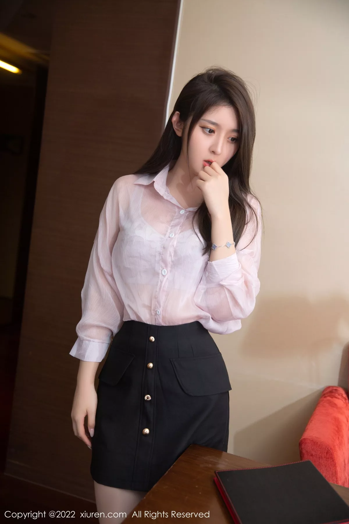 图片[6]-[XiuRen秀人网]第5741期夏甜甜写真-秀人集