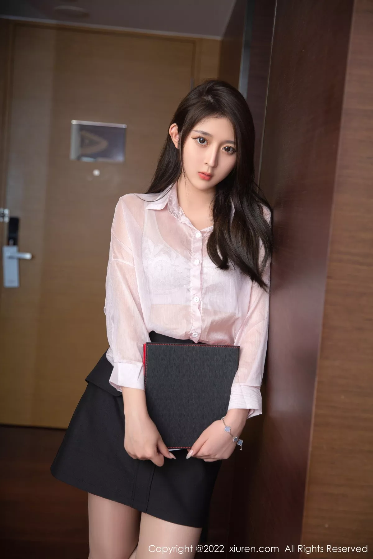 图片[3]-[XiuRen秀人网]第5741期夏甜甜写真-秀人集