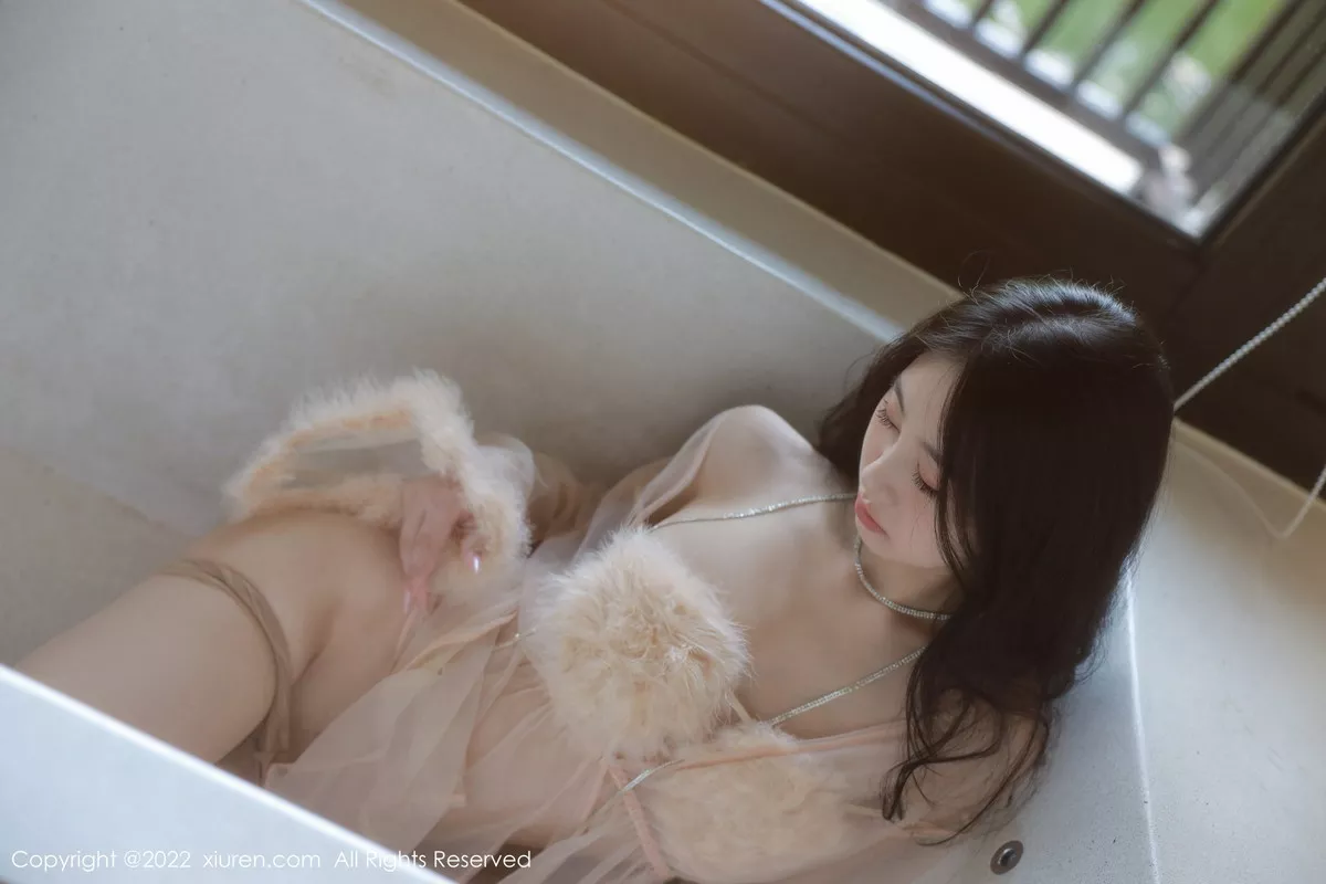 图片[22]-[XiuRen秀人网]第5796期谢晚晚写真-秀人集