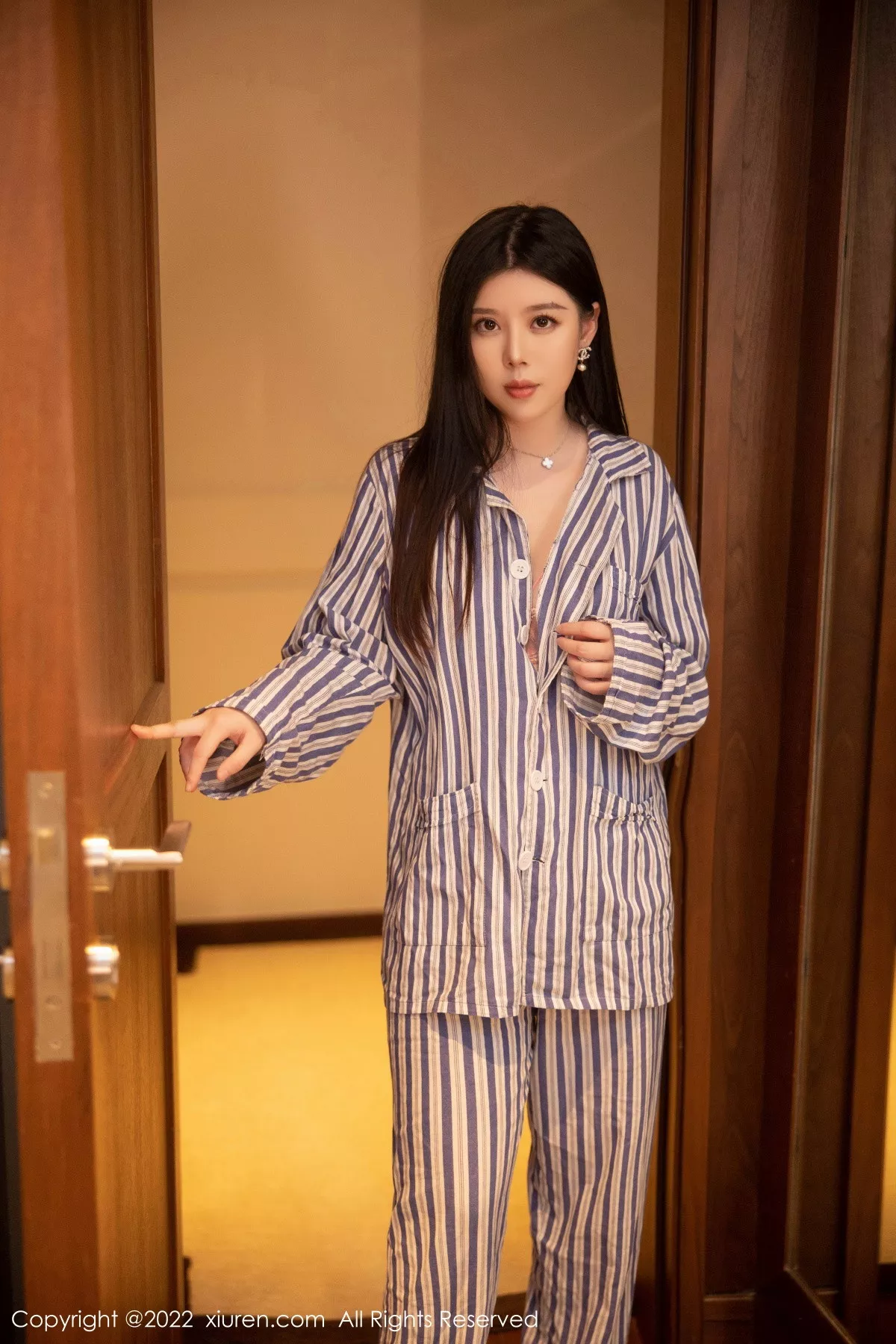 [XiuRen秀人网]第5820期白茹雪写真-秀人集