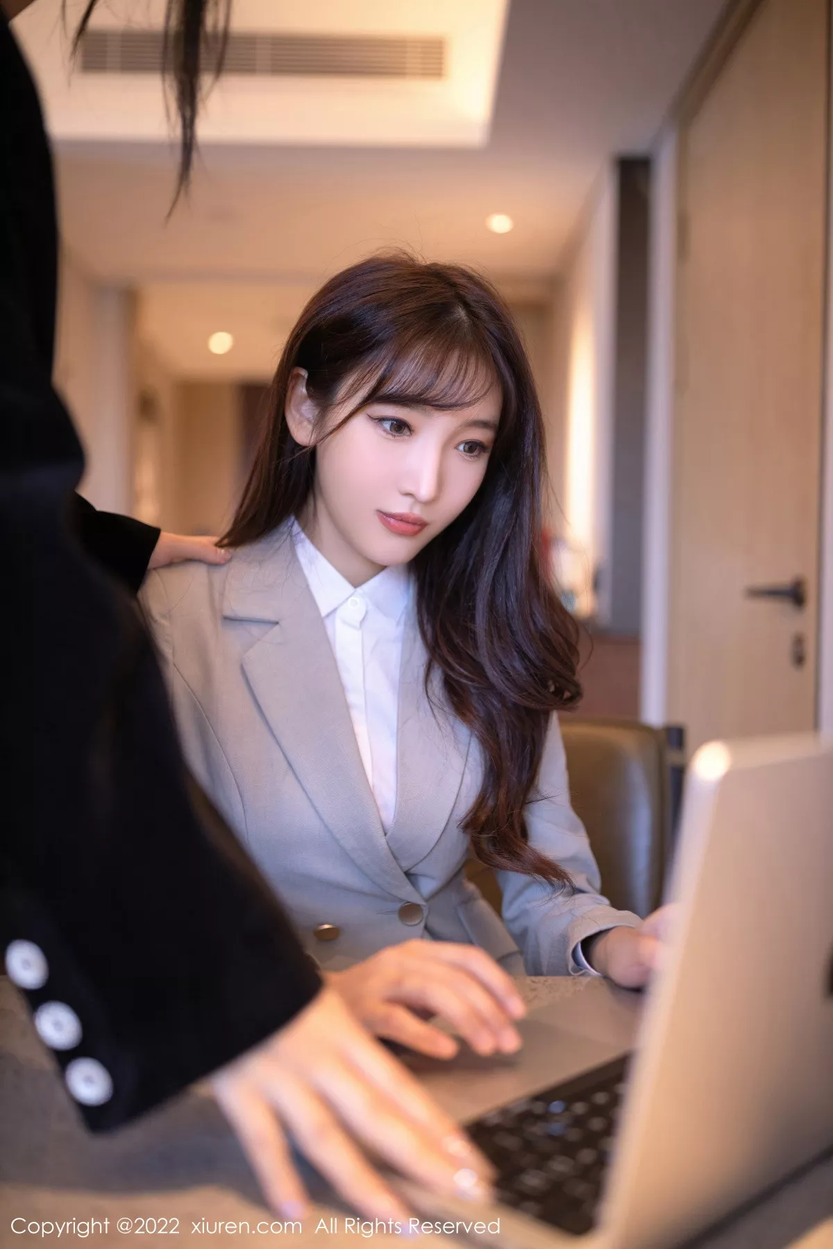 图片[8]-[XiuRen秀人网]第5840期陆萱萱写真-秀人集