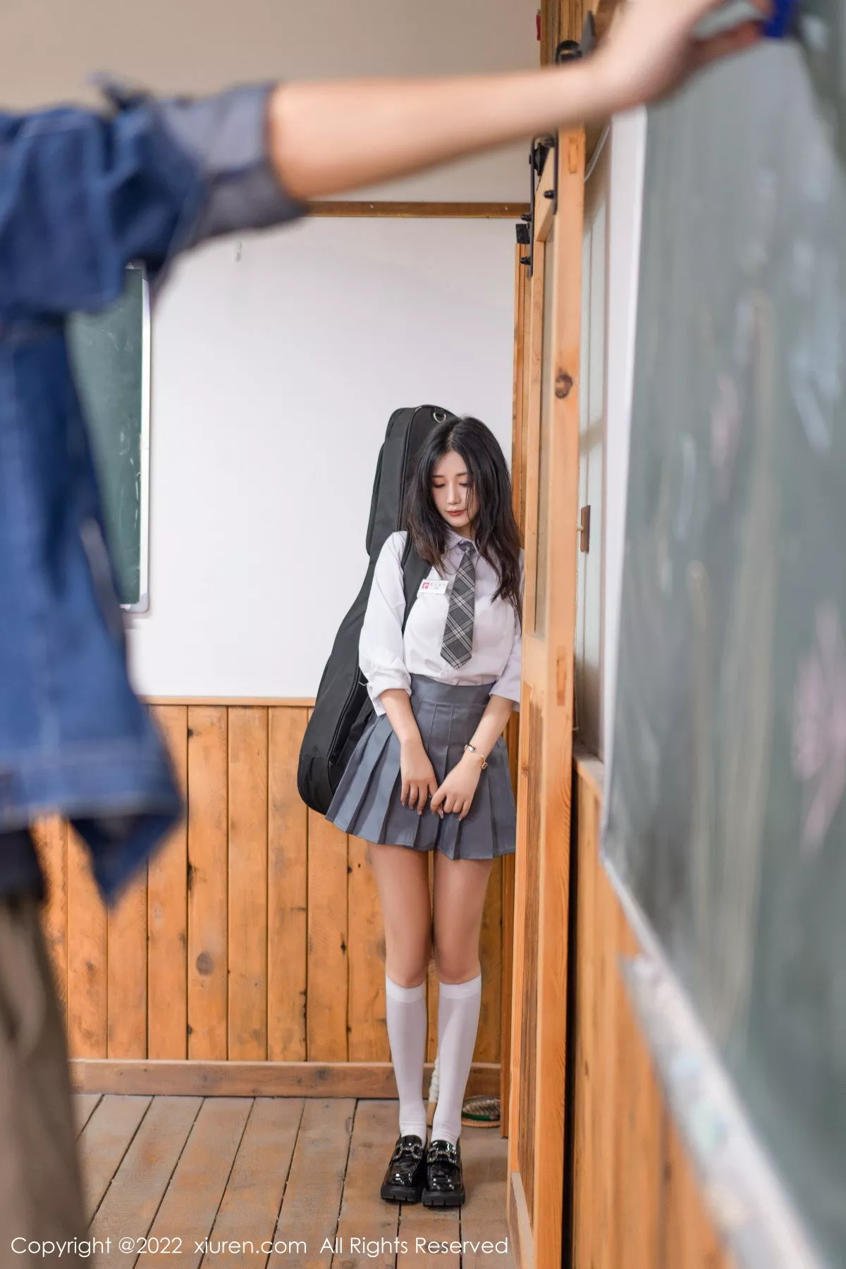 图片[23]-[XiuRen秀人网]第5970期阿姣写真-秀人集