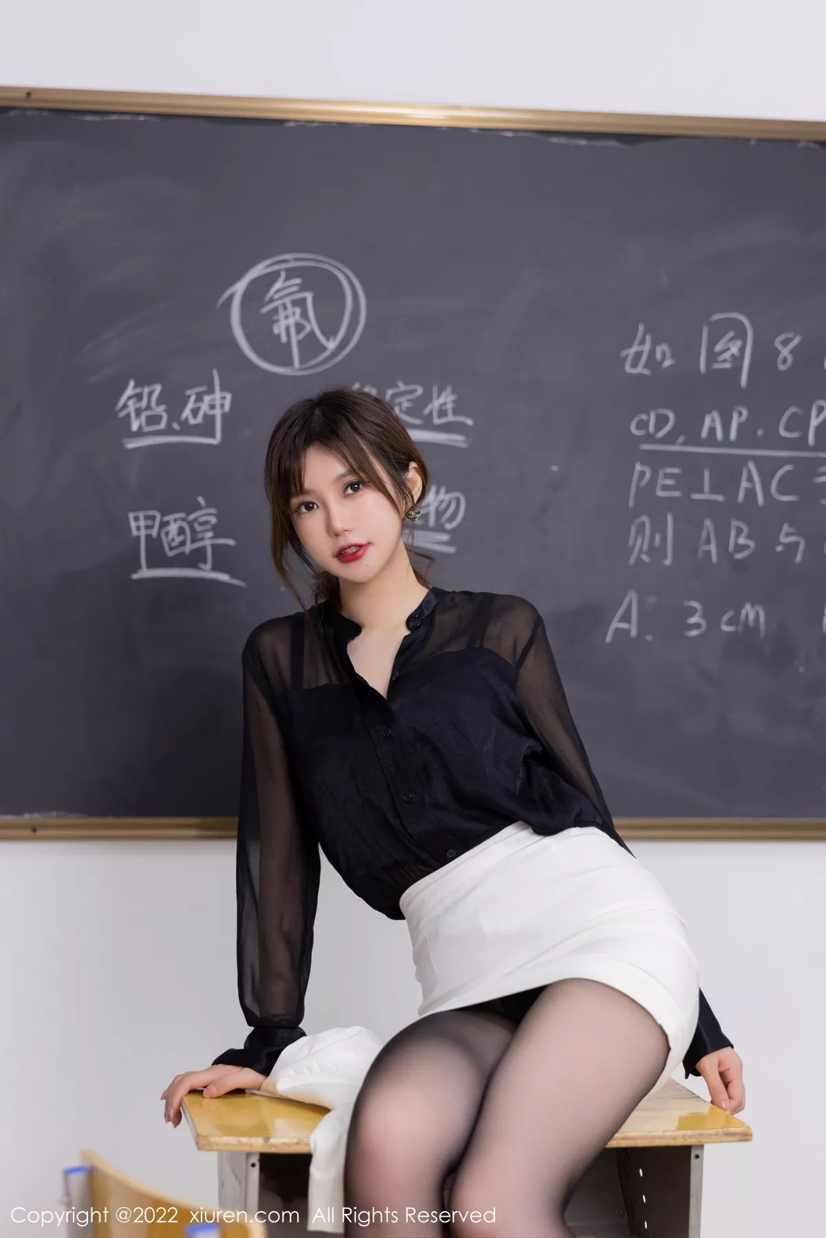 图片[23]-[XiuRen秀人网]第6008期绮里嘉写真-秀人集