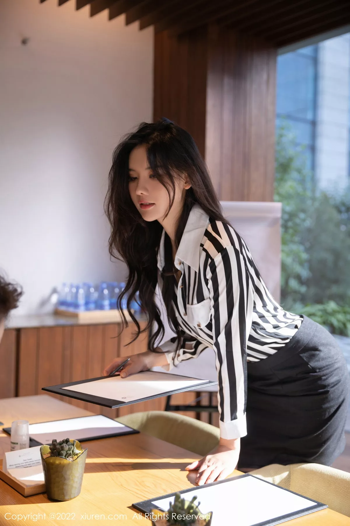 图片[12]-[XiuRen秀人网]第5910期就是阿朱啊写真-秀人集