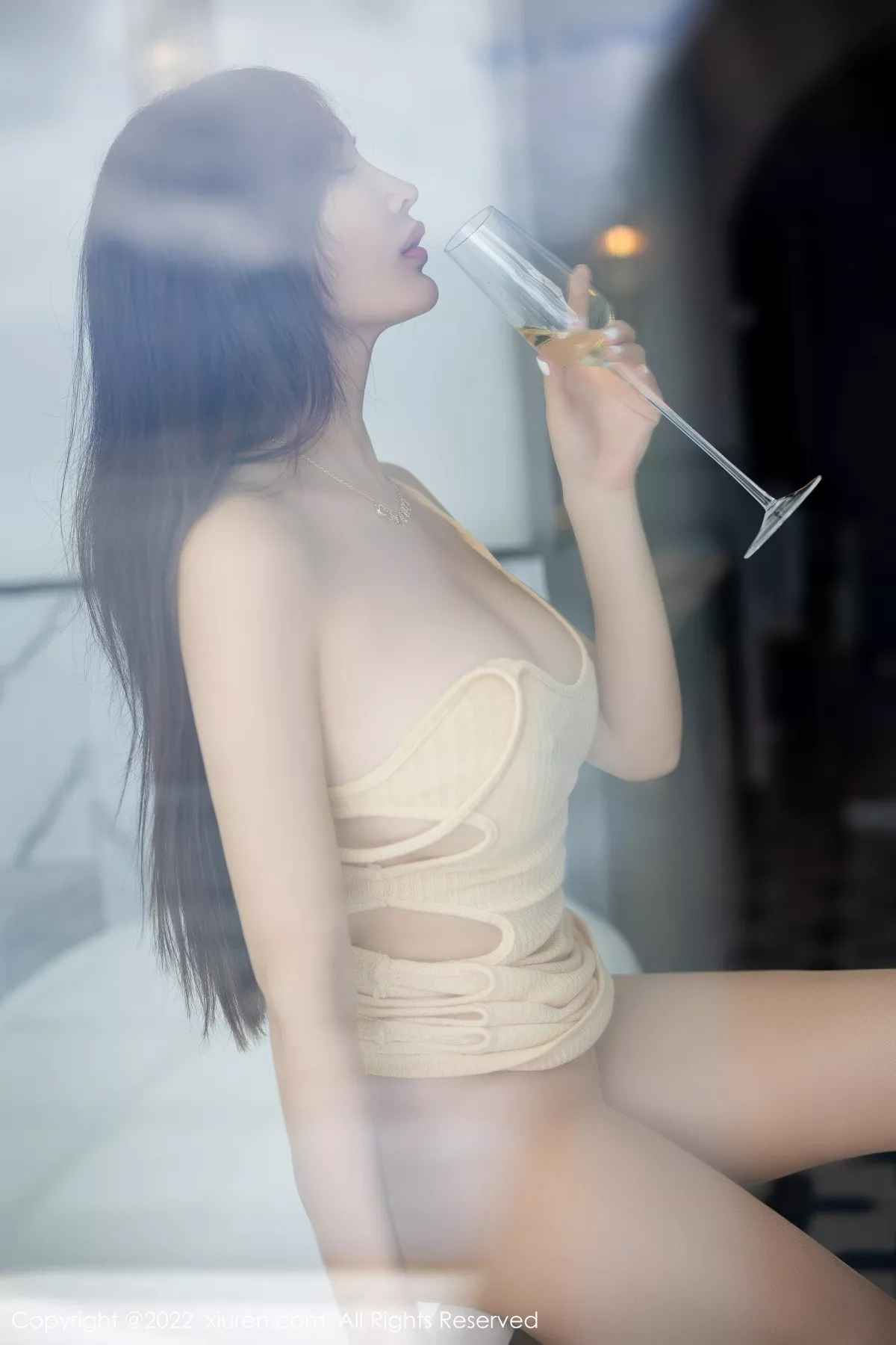 图片[42]-[XiuRen秀人网]第5912期神奶瓶土肥圆写真-秀人集