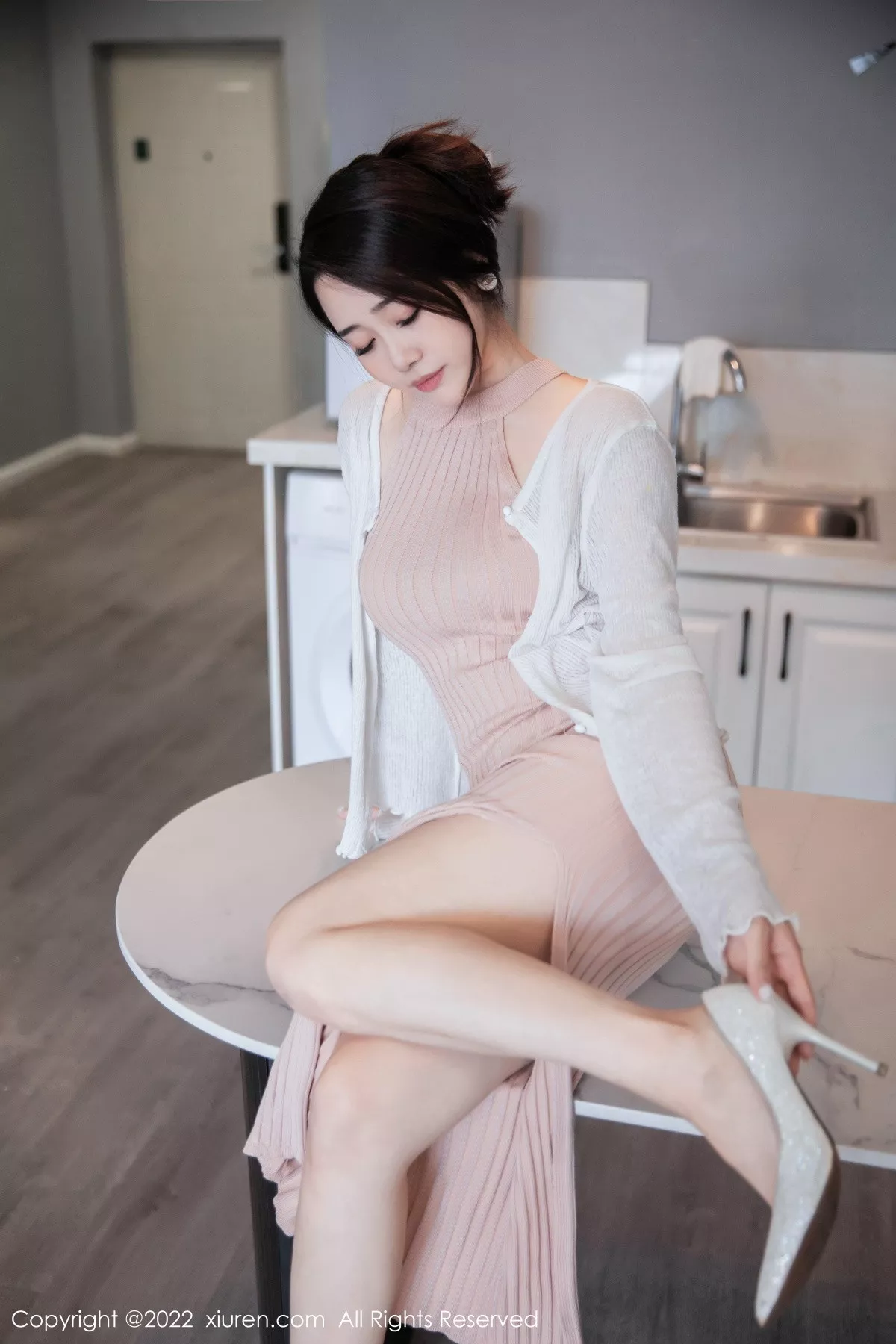 图片[4]-[XiuRen秀人网]第6066期严利娅写真-秀人集