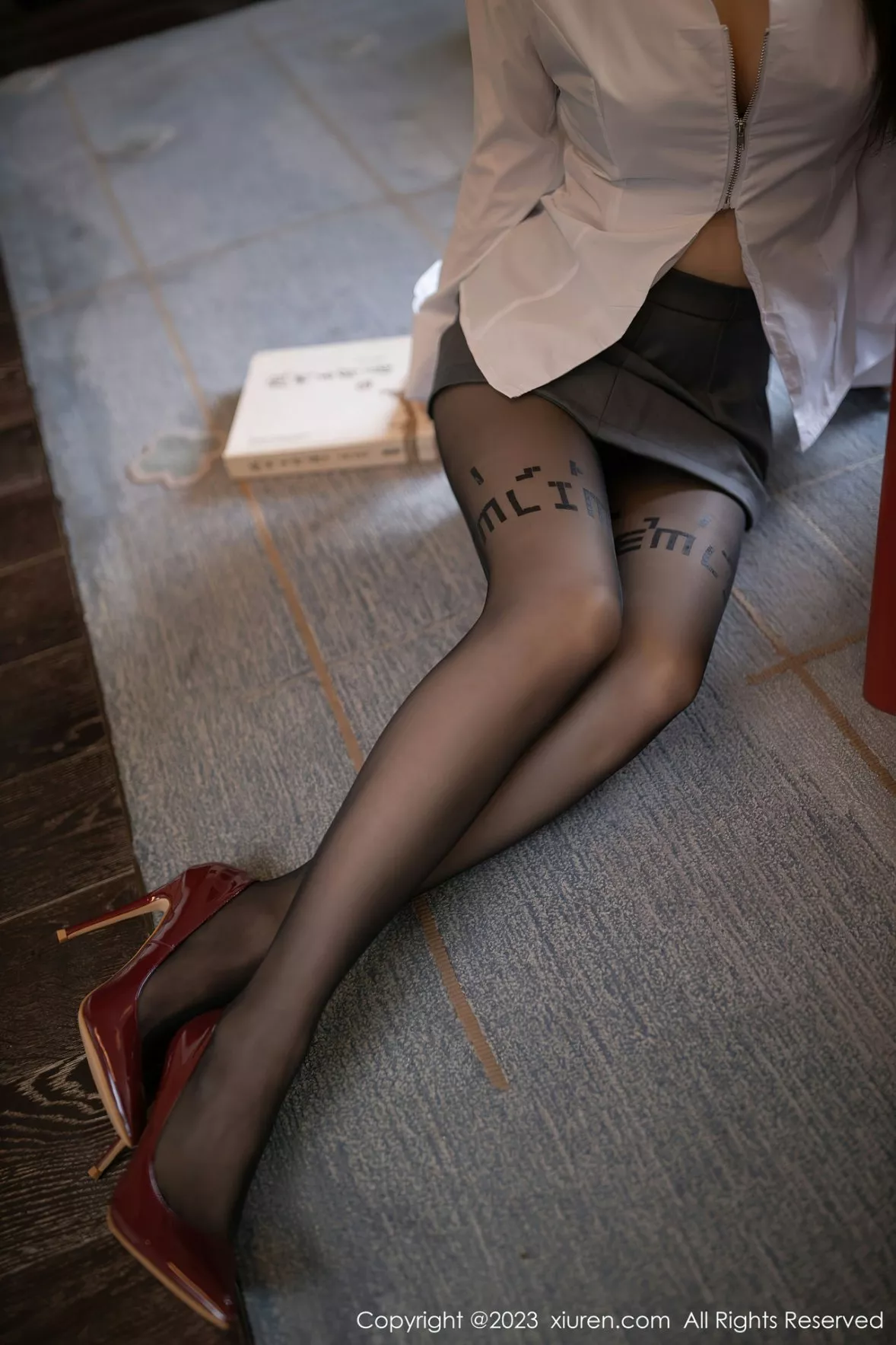 图片[11]-[XiuRen秀人网]第6135期鱼子酱写真-秀人集