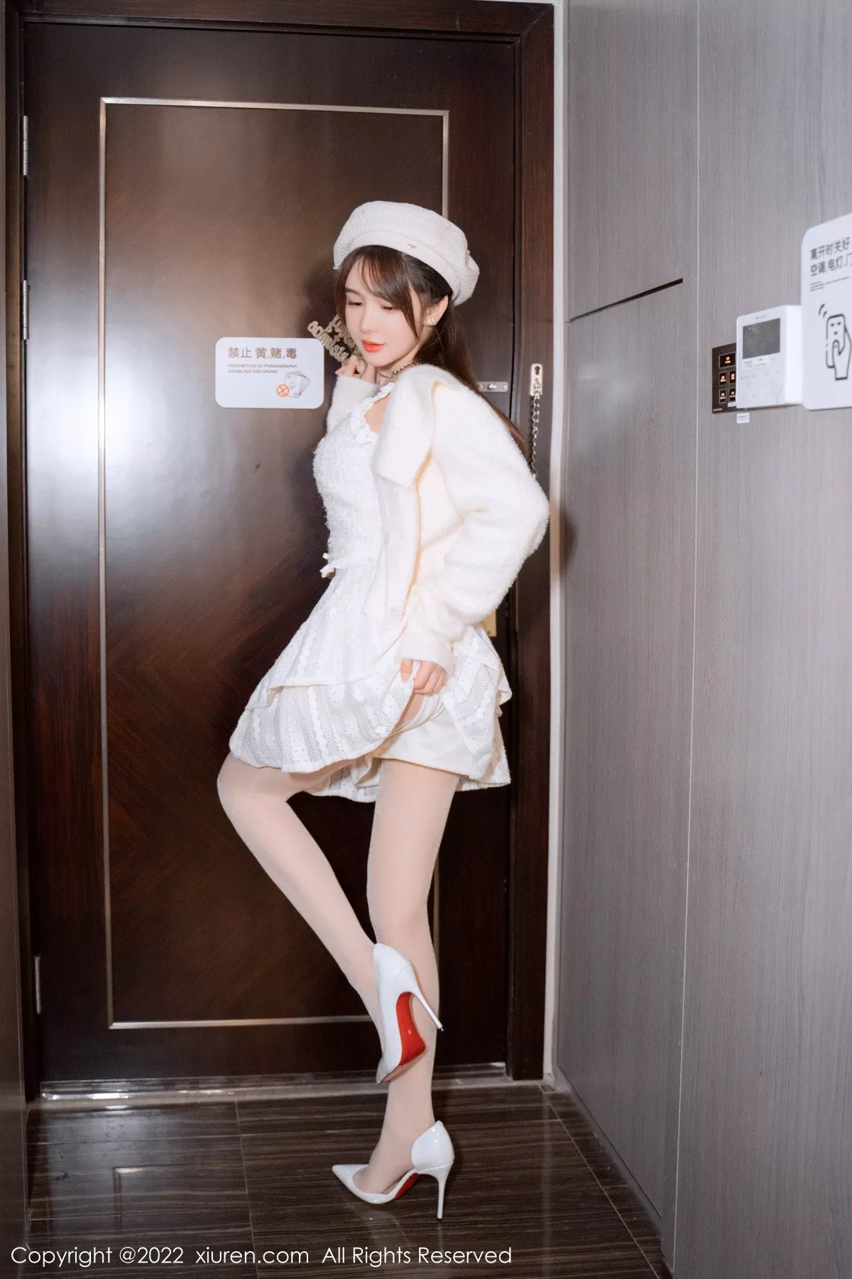 图片[11]-[XiuRen秀人网]第6025期婠婠么写真-秀人集