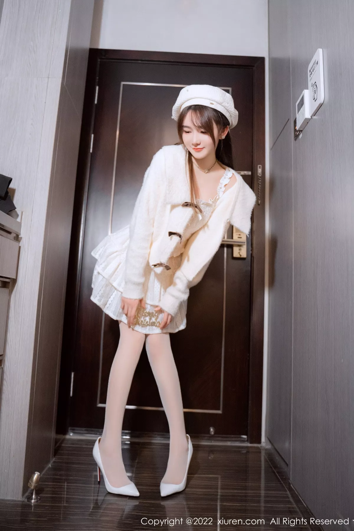 图片[14]-[XiuRen秀人网]第6025期婠婠么写真-秀人集