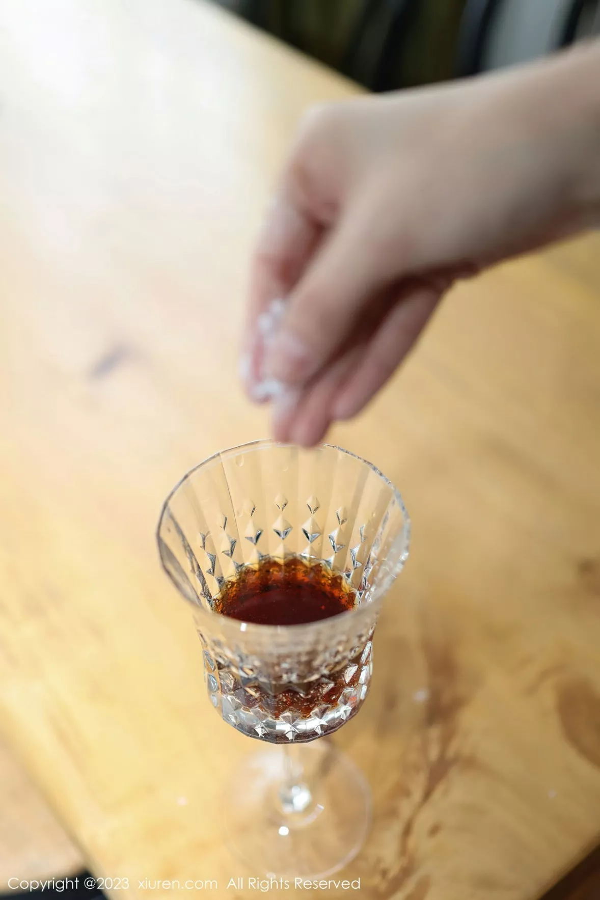 图片[17]-[XiuRen秀人网]第6144期桃桃子写真-秀人集