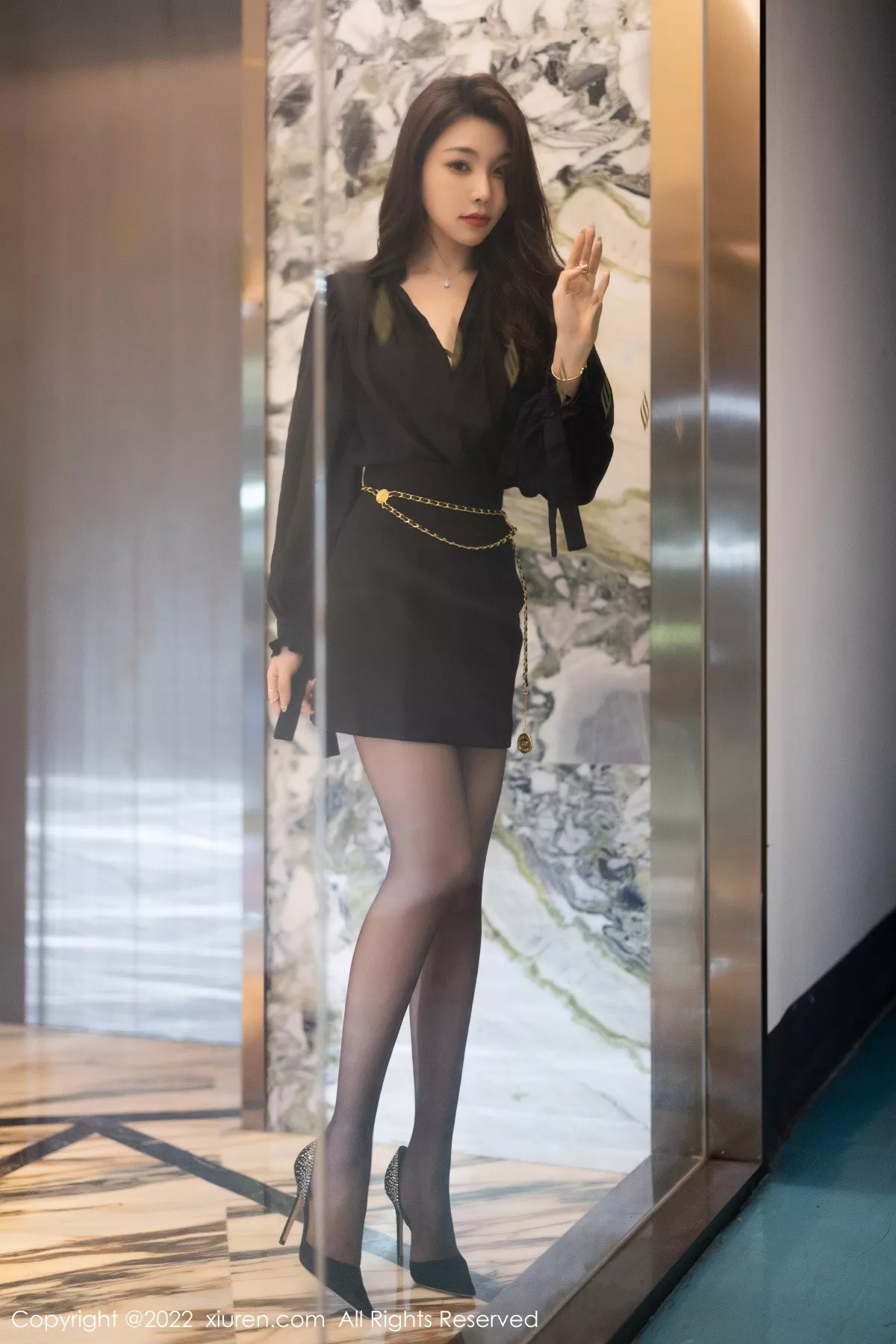 图片[13]-[XiuRen秀人网]第6033期徐莉芝写真-秀人集