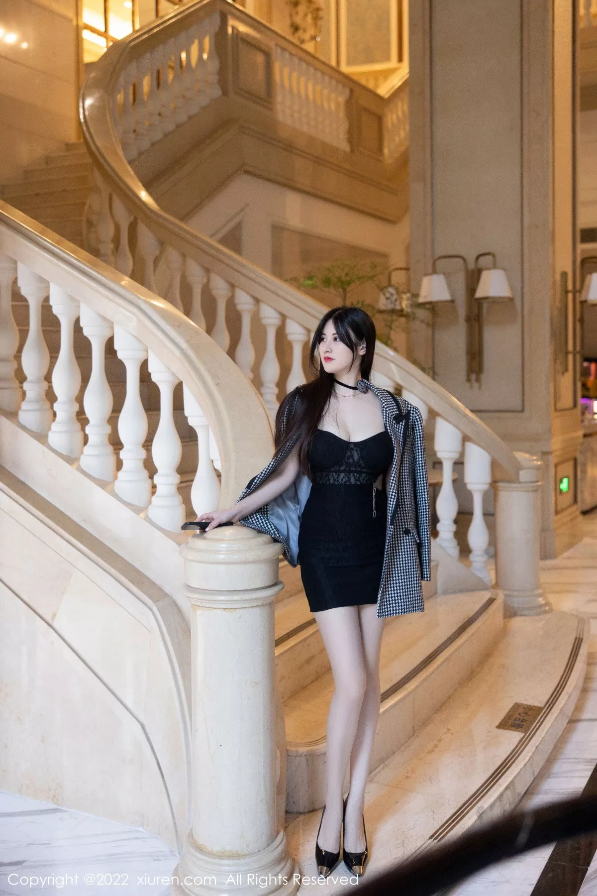 图片[2]-[XiuRen秀人网]第6049期诗诗写真-秀人集