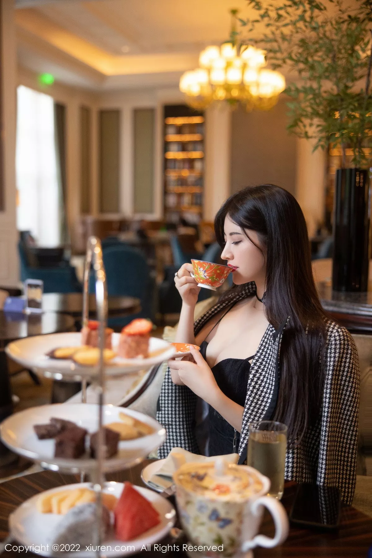 图片[13]-[XiuRen秀人网]第6049期诗诗写真-秀人集