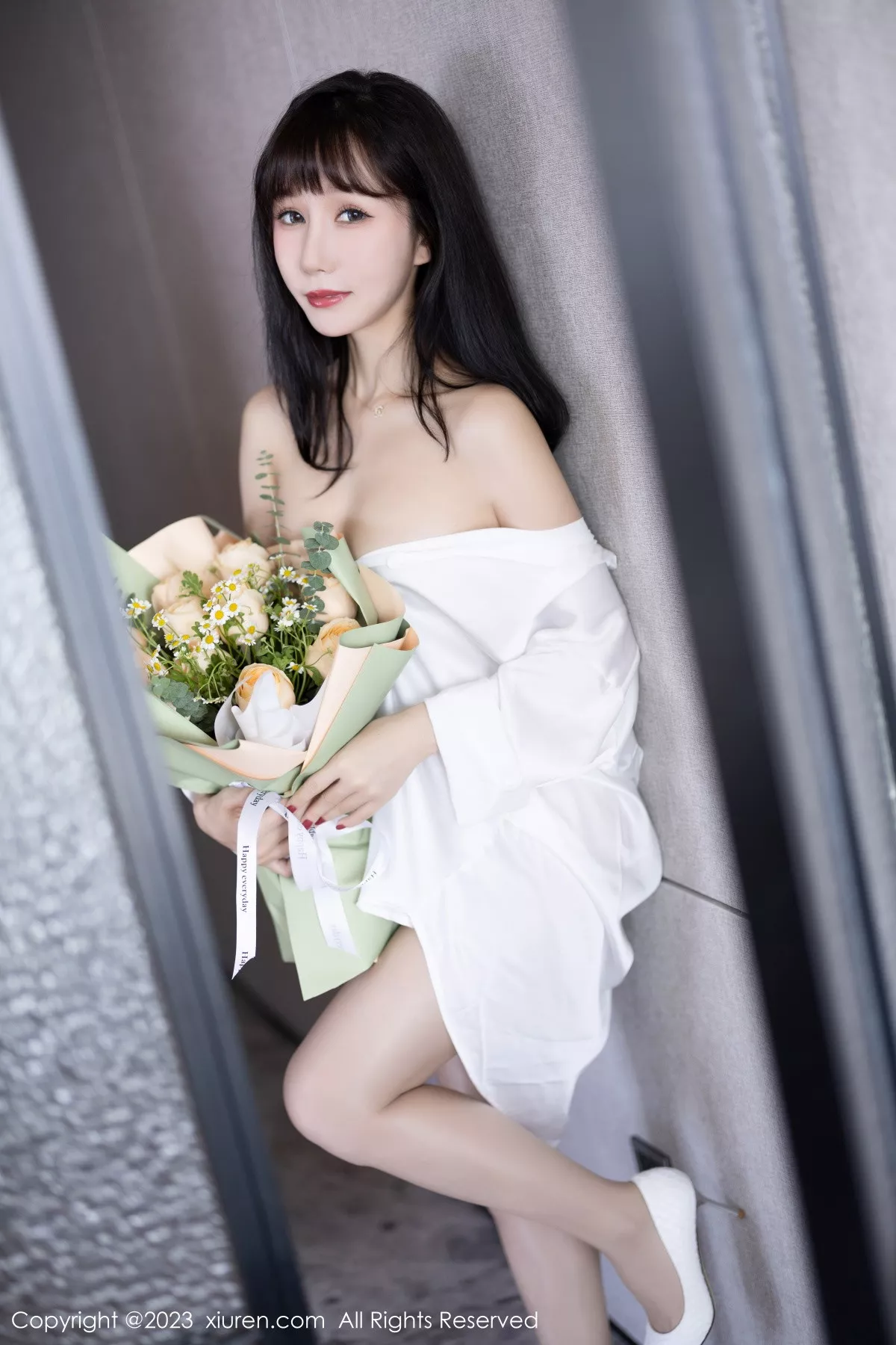 图片[5]-[XiuRen秀人网]第6153期波巧酱写真-秀人集