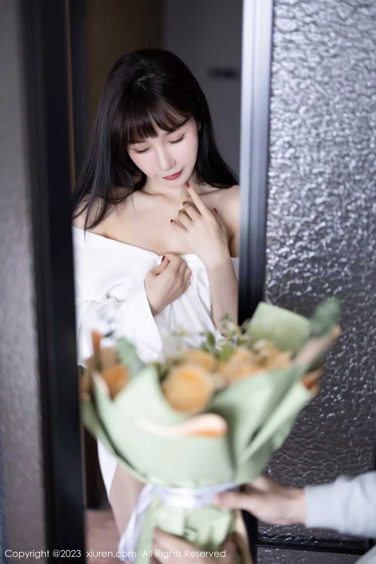 [XiuRen秀人网]第6153期波巧酱写真-秀人集