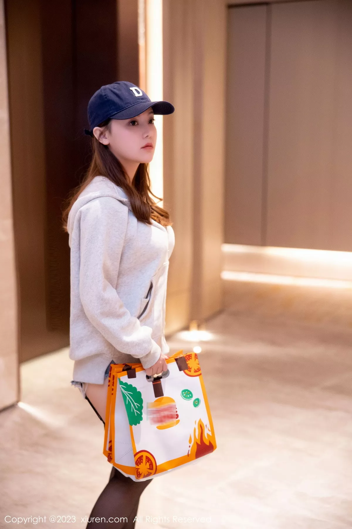 [XiuRen秀人网]第6155期豆瓣酱写真-秀人集