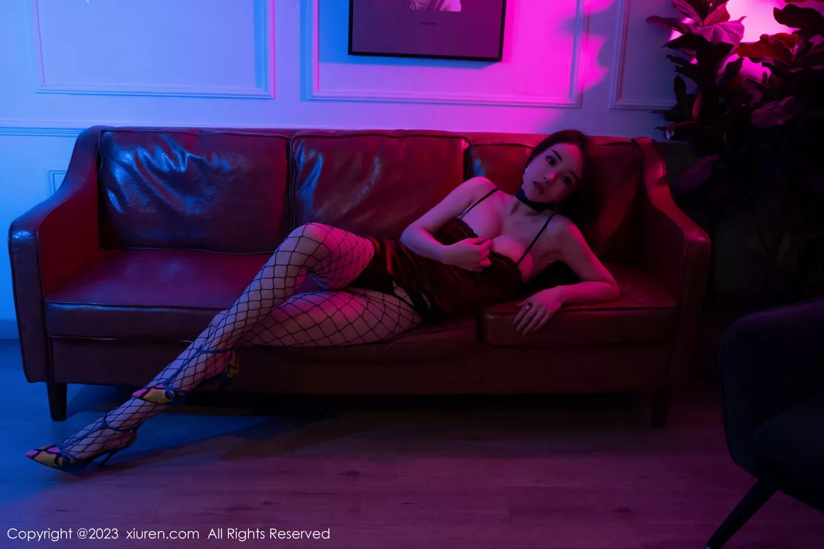 图片[16]-[XiuRen秀人网]第6192期雨儿写真-秀人集