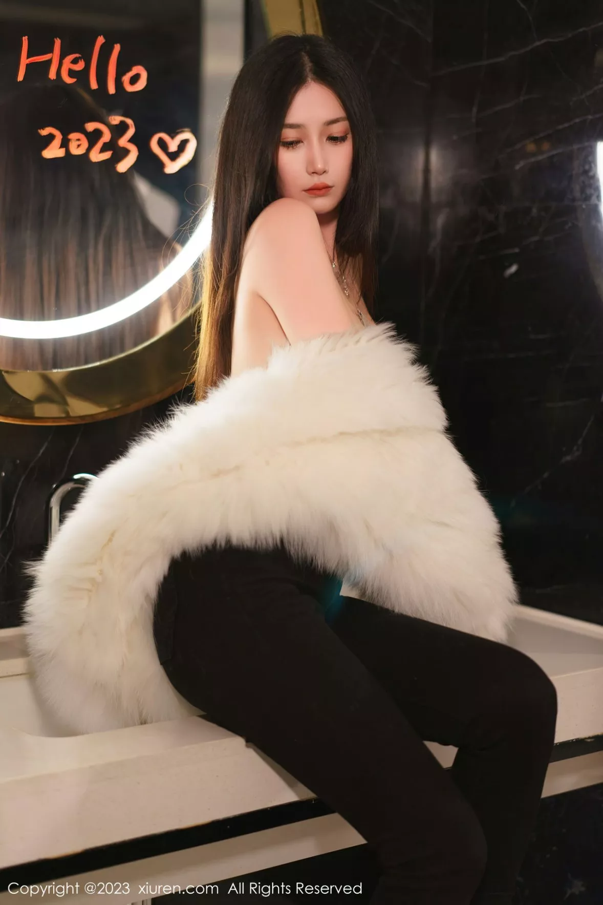 图片[4]-[XiuRen秀人网]第6213期阿姣写真-秀人集