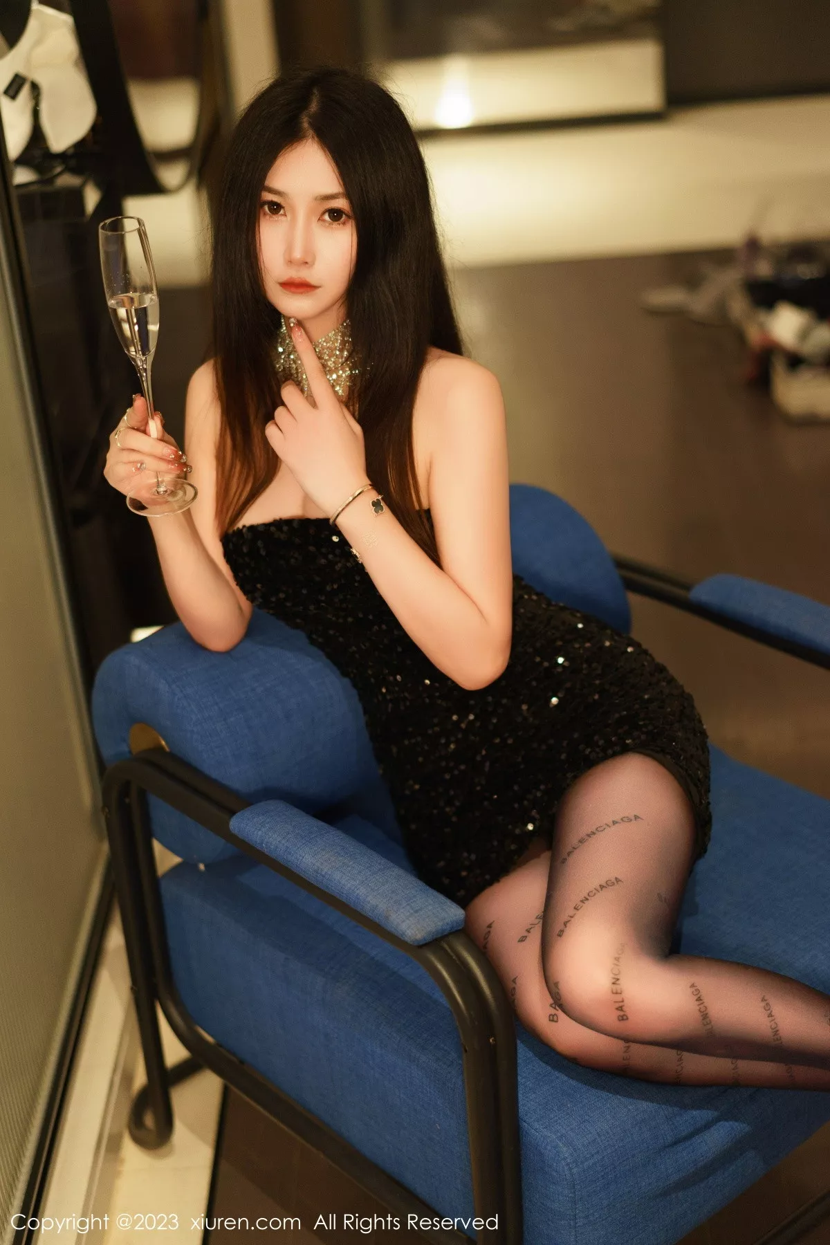 图片[6]-[XiuRen秀人网]第6244期阿姣写真-秀人集